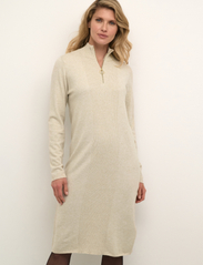Cream - CRDela Knit Dress - Mollie fit - strickkleider - oat melange - 2