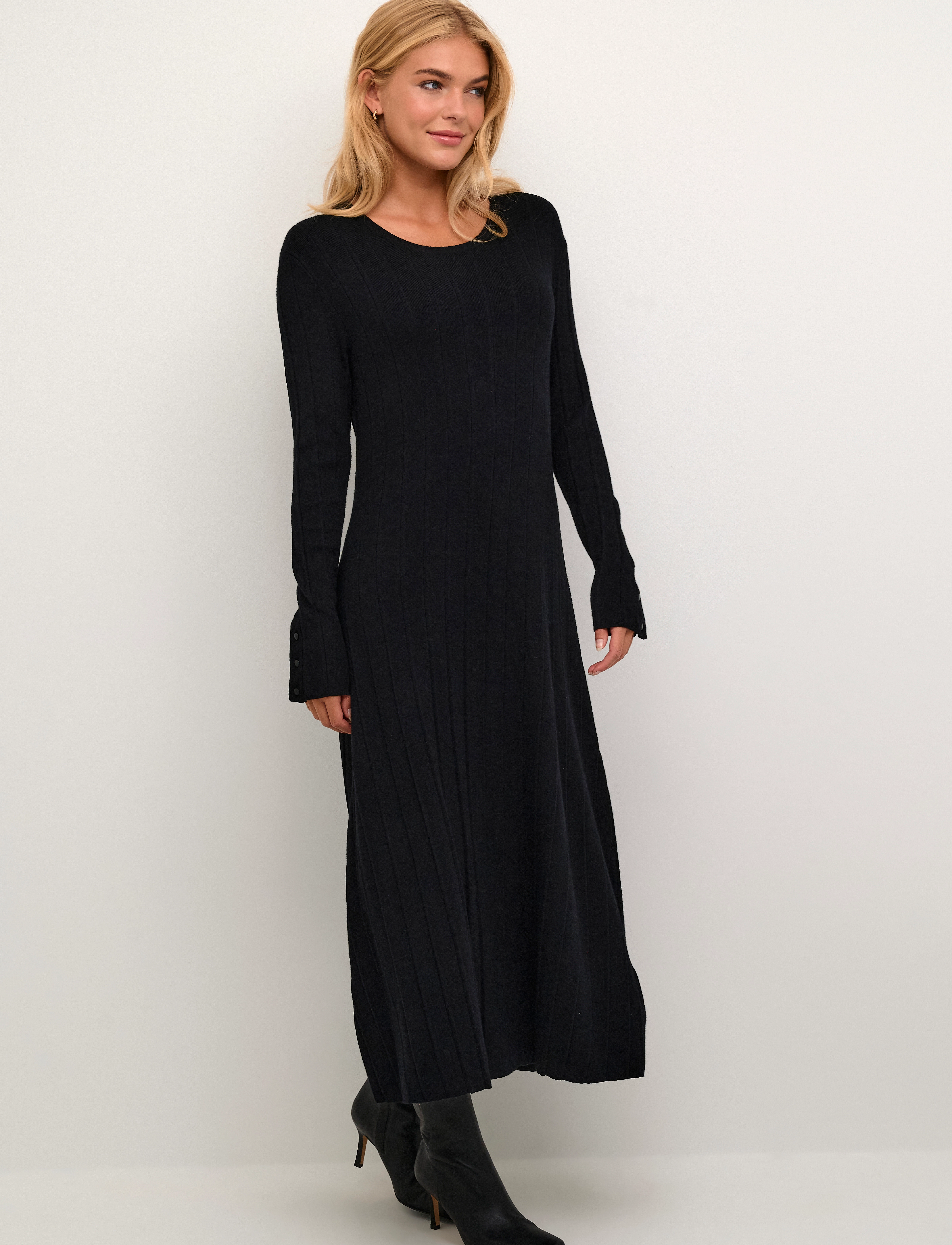 Cream CRVillea Knit Dress - Kim Fit - Midimekot - PITCH BLACK / black