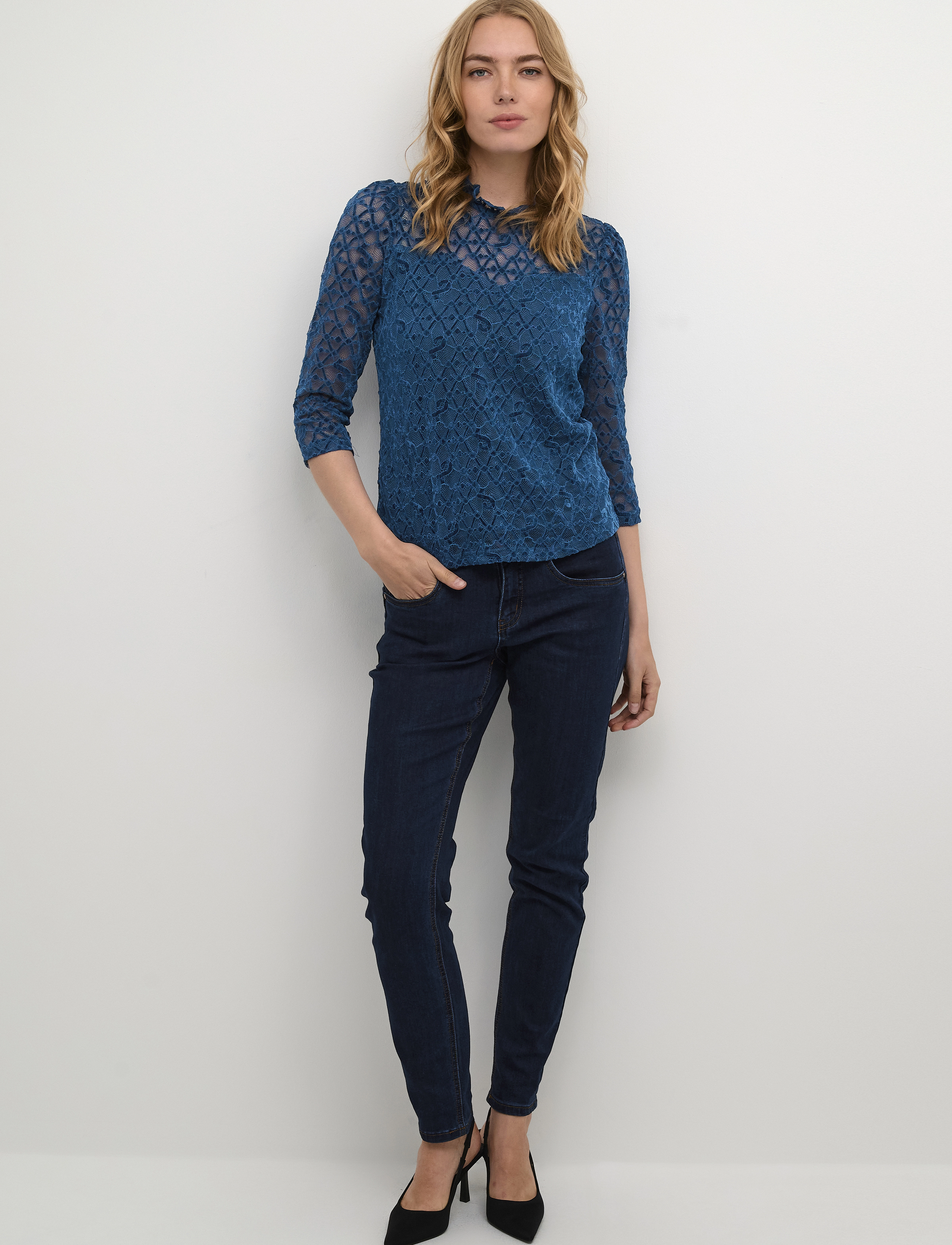Cream - CRGila Lace Blouse With Lining - langærmede bluser - gibraltar sea - 3