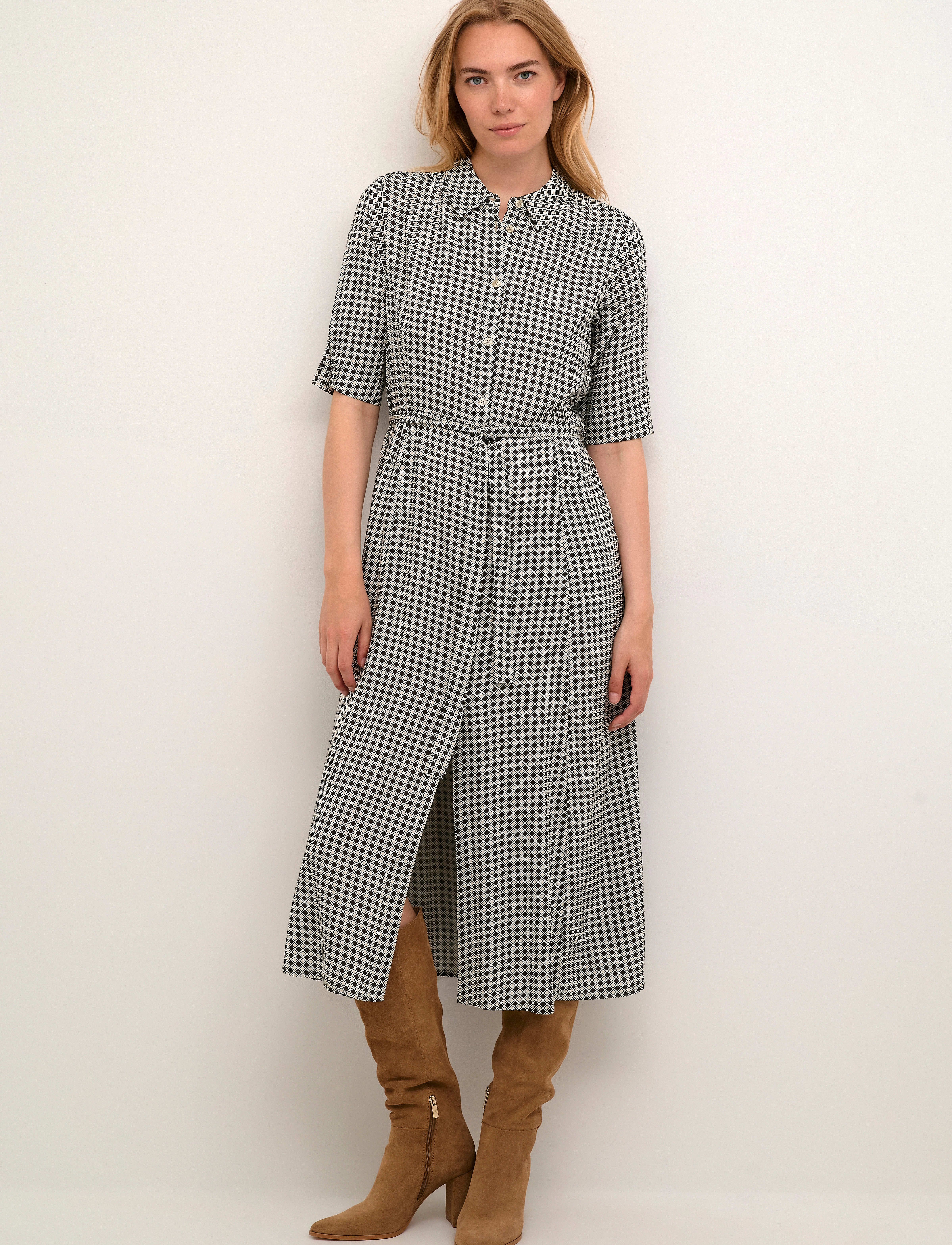 Cream CRTiah shirtdress - Jurken - TINY GRAPHIC / black