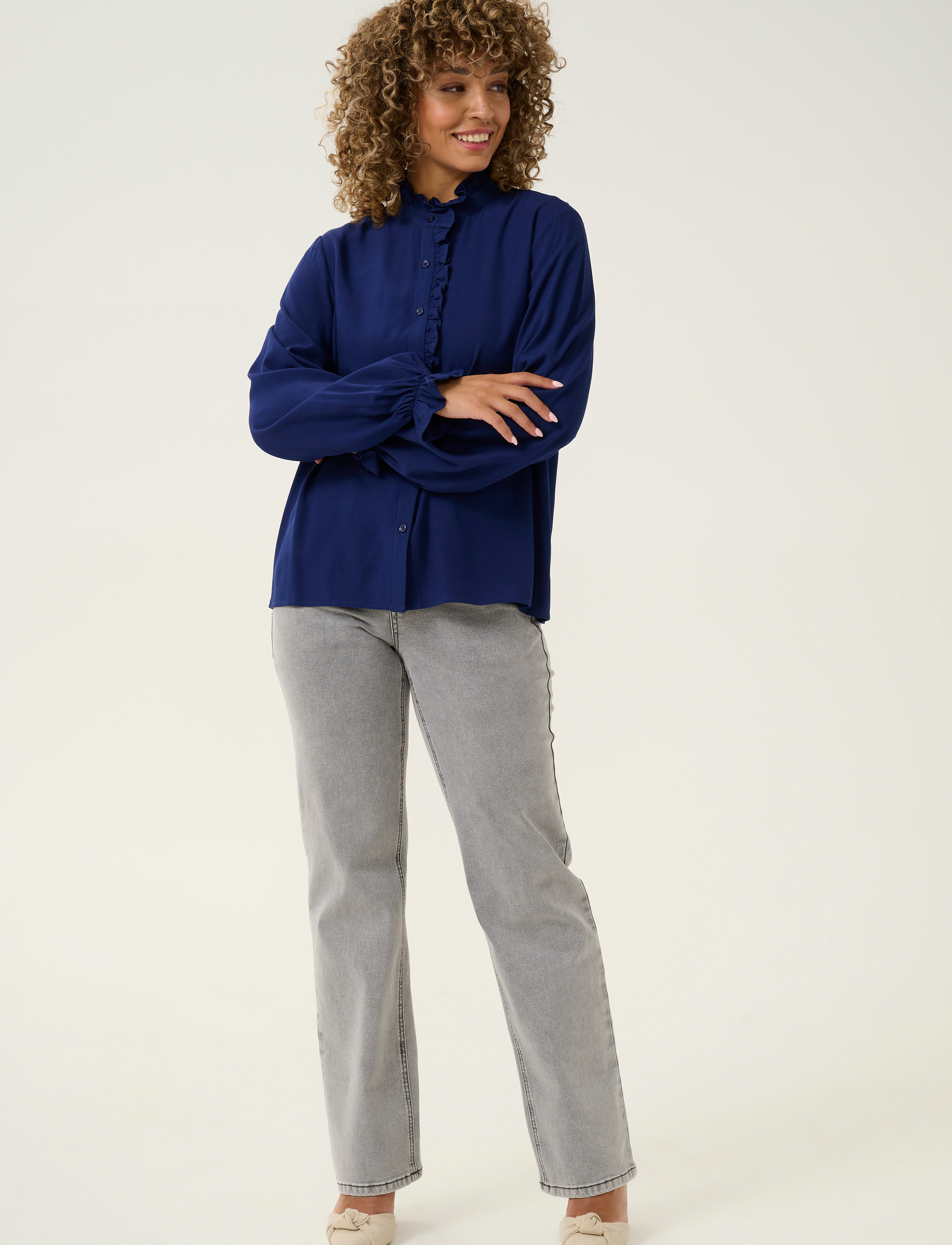 Cream - CRVenea Shirt - langærmede bluser - ocean cavern - 3