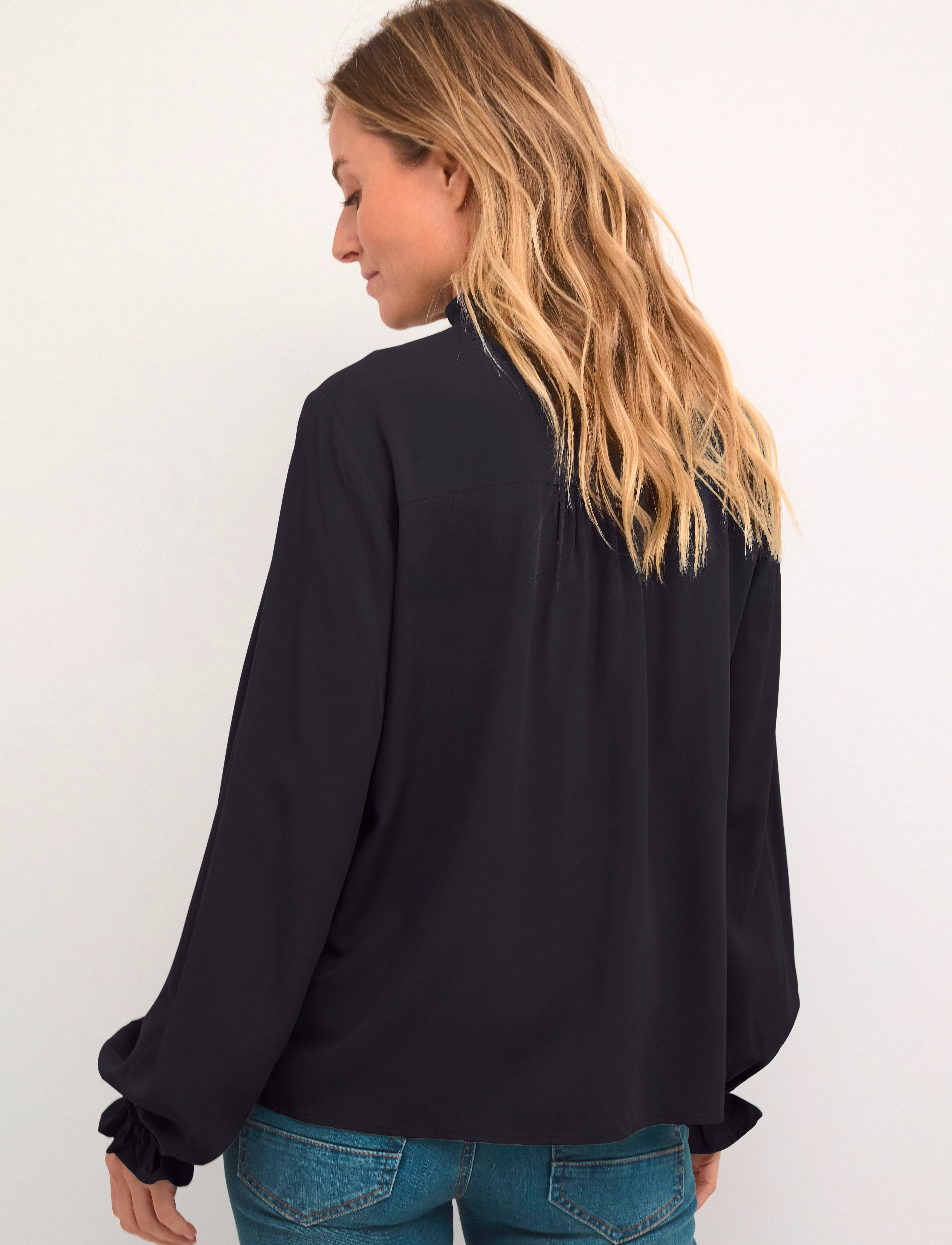 Cream - CRVenea Shirt - langærmede skjorter - pitch black - 4