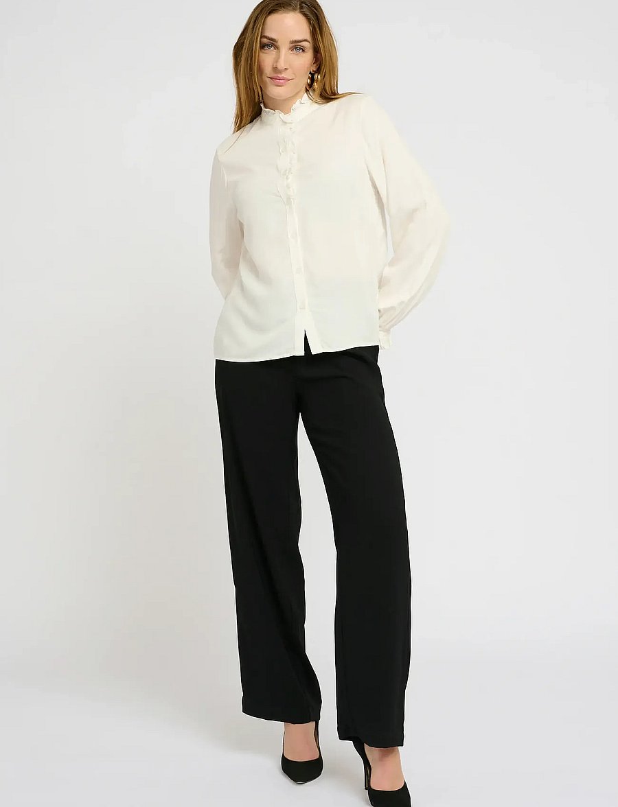 Cream - CRVenea Shirt - langærmede skjorter - snow white - 3