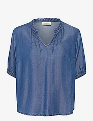 Cream - CRMolly Blouse - blouses à manches courtes - light blue denim - 1