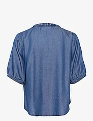 Cream - CRMolly Blouse - blouses à manches courtes - light blue denim - 2