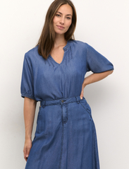 Cream - CRMolly Blouse - blouses à manches courtes - light blue denim - 0