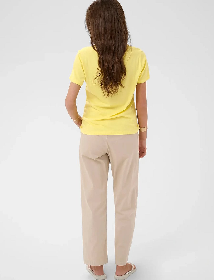 Cream - CRNaia Deep V-neck T-Shirt - t-shirts - lemon meringue - 4