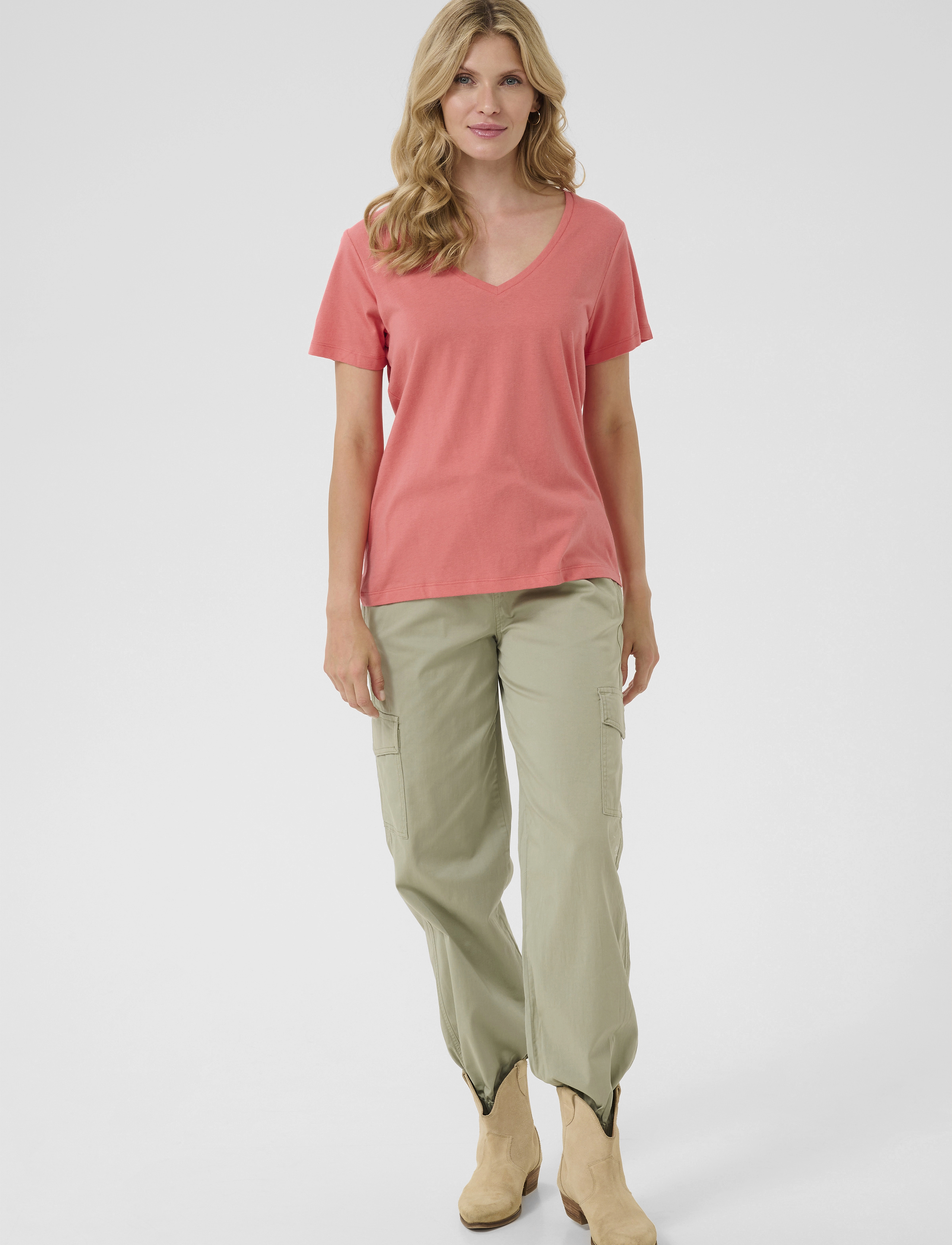 Cream - CRNaia Deep V-neck T-Shirt - t-shirts - porcelain rose - 3