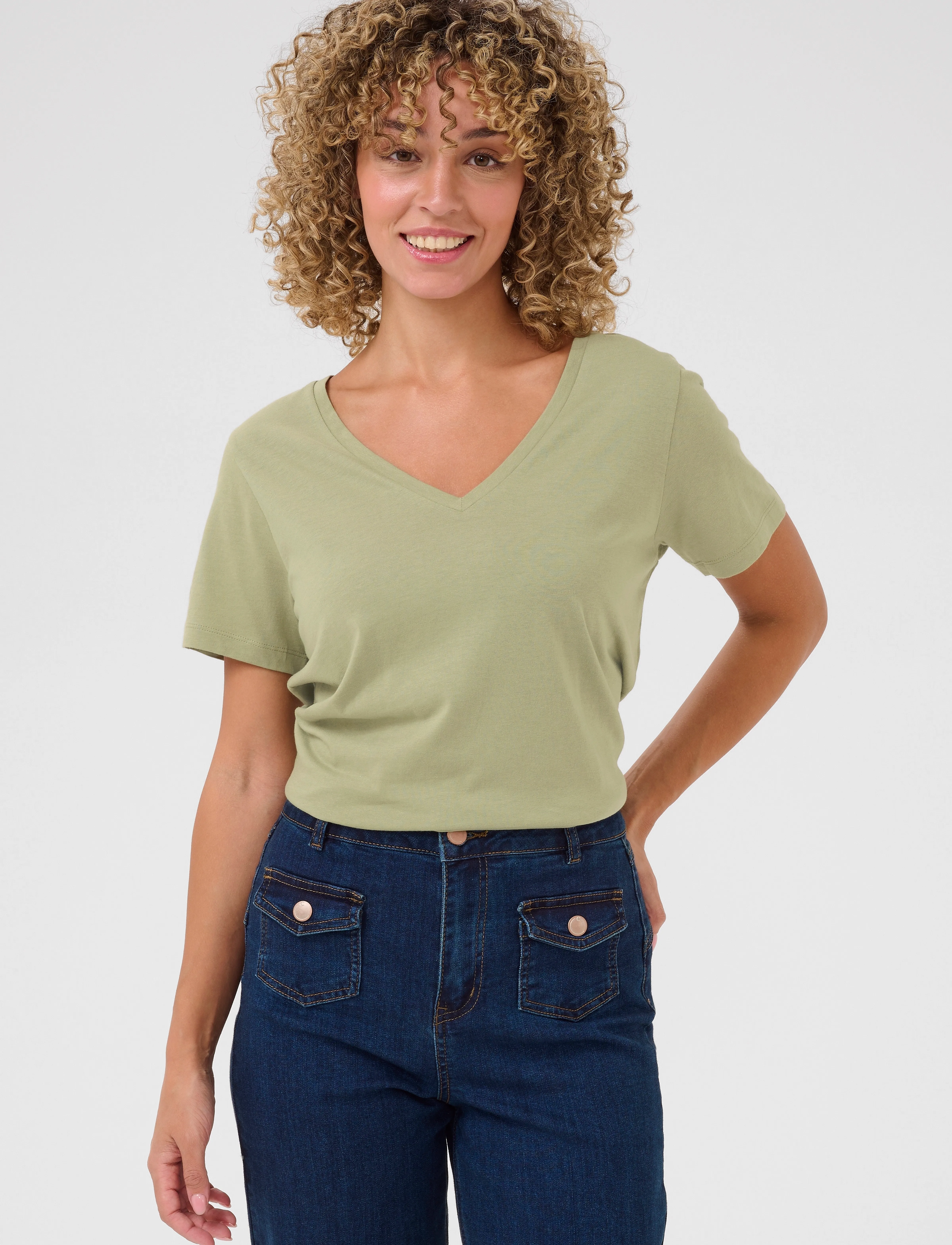 Cream CRNaia Deep V-neck T-Shirt - T-shirts - TEA / green