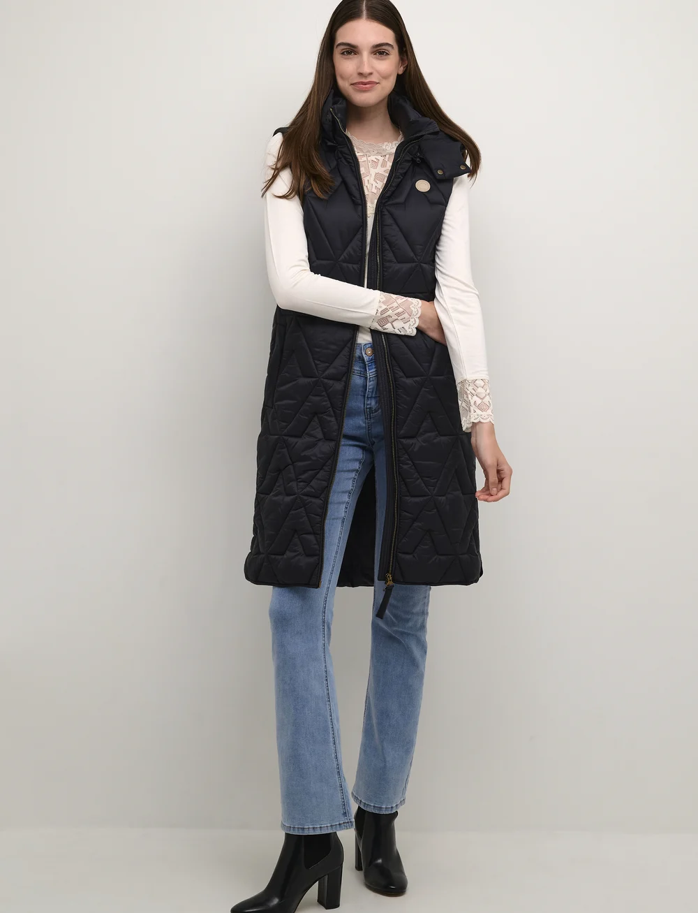 Cream - CRGaiagro Waistcoat - herbstjacken - blue black - 3