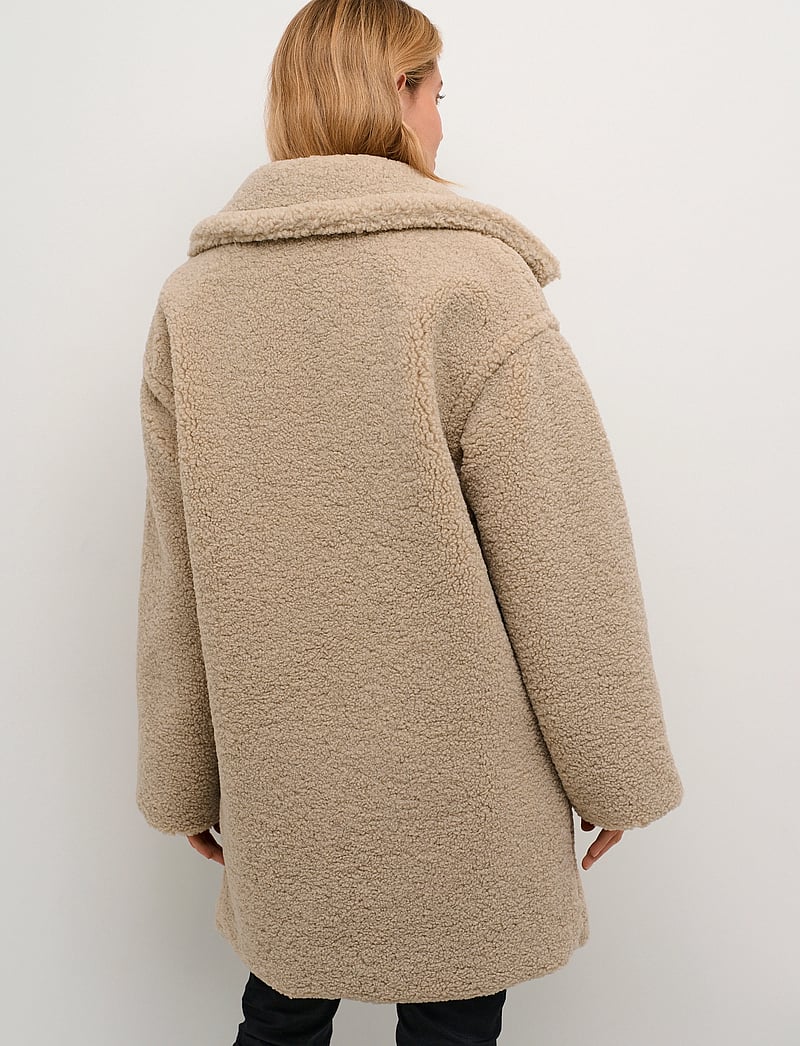 Cream - CRThyra Coat - faux fur jakker - feather gray - 4