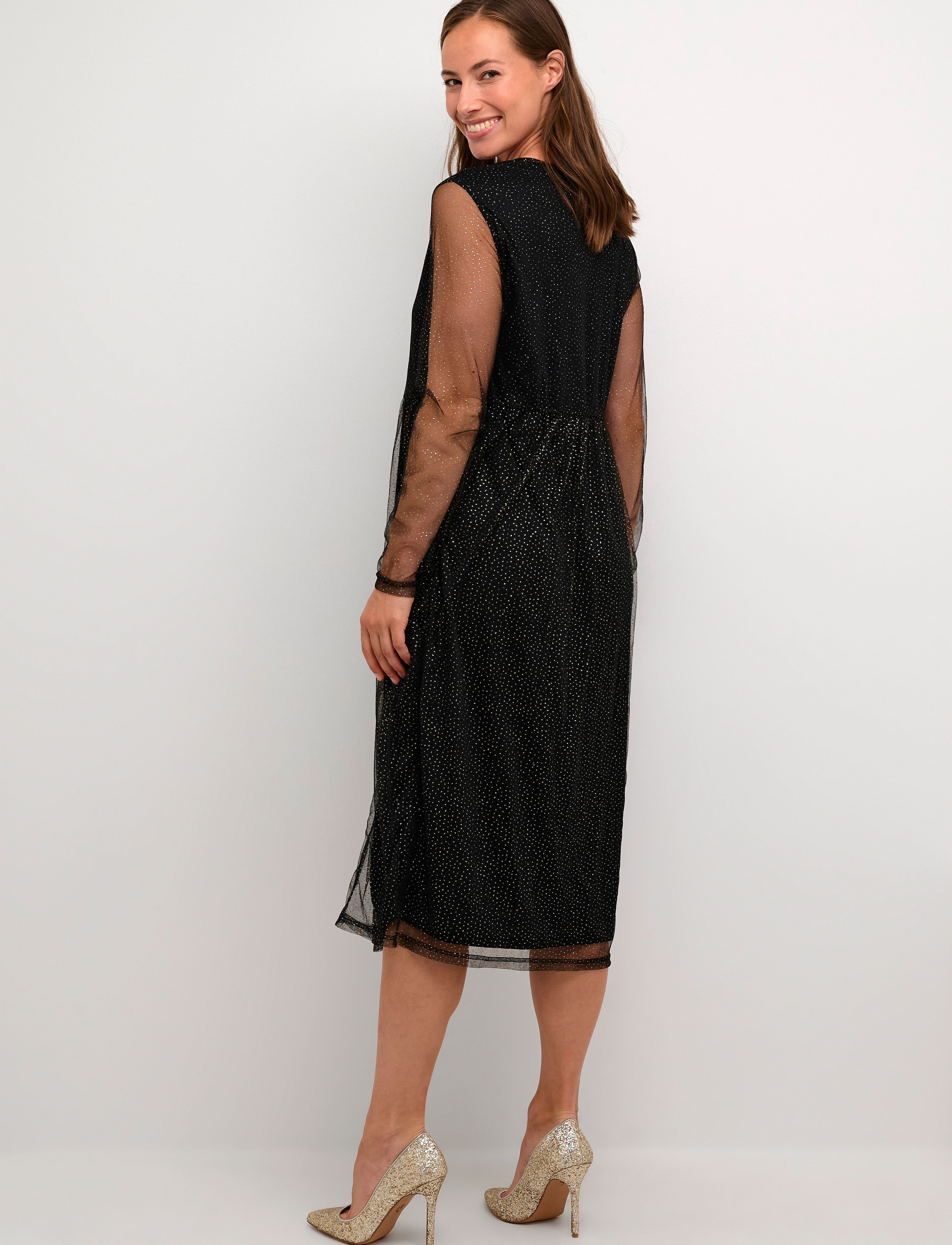 Cream - CRThava Dress - Zally fit - strikkjoler - black w. gold dots - 4