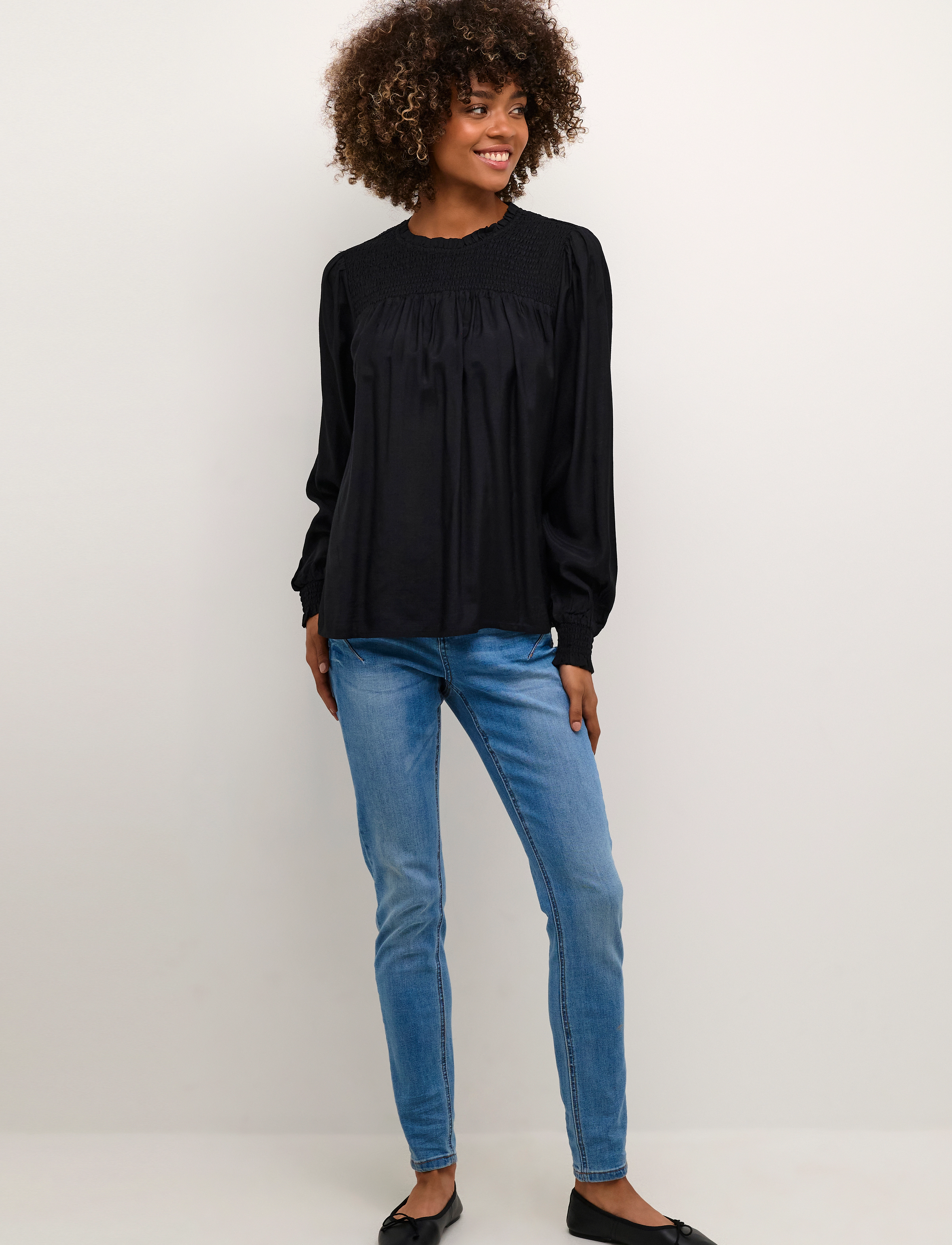 Cream - CRRinni SmockBlouse - langærmede bluser - pitch black - 3
