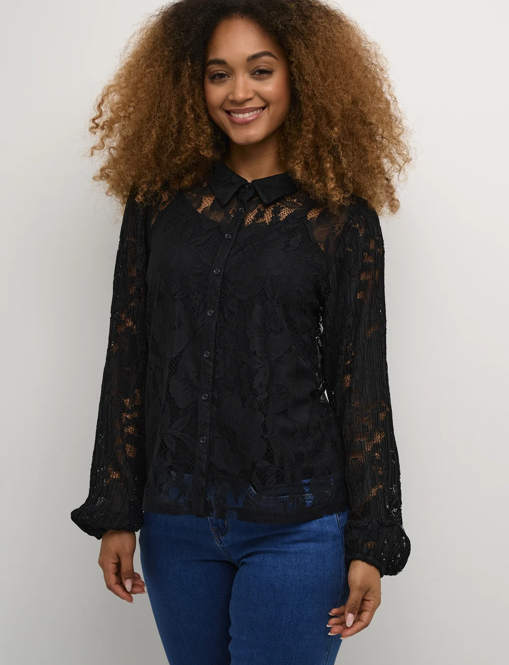 Cream - CRKanni Lace Shirt - langärmlige hemden - pitch black - 0
