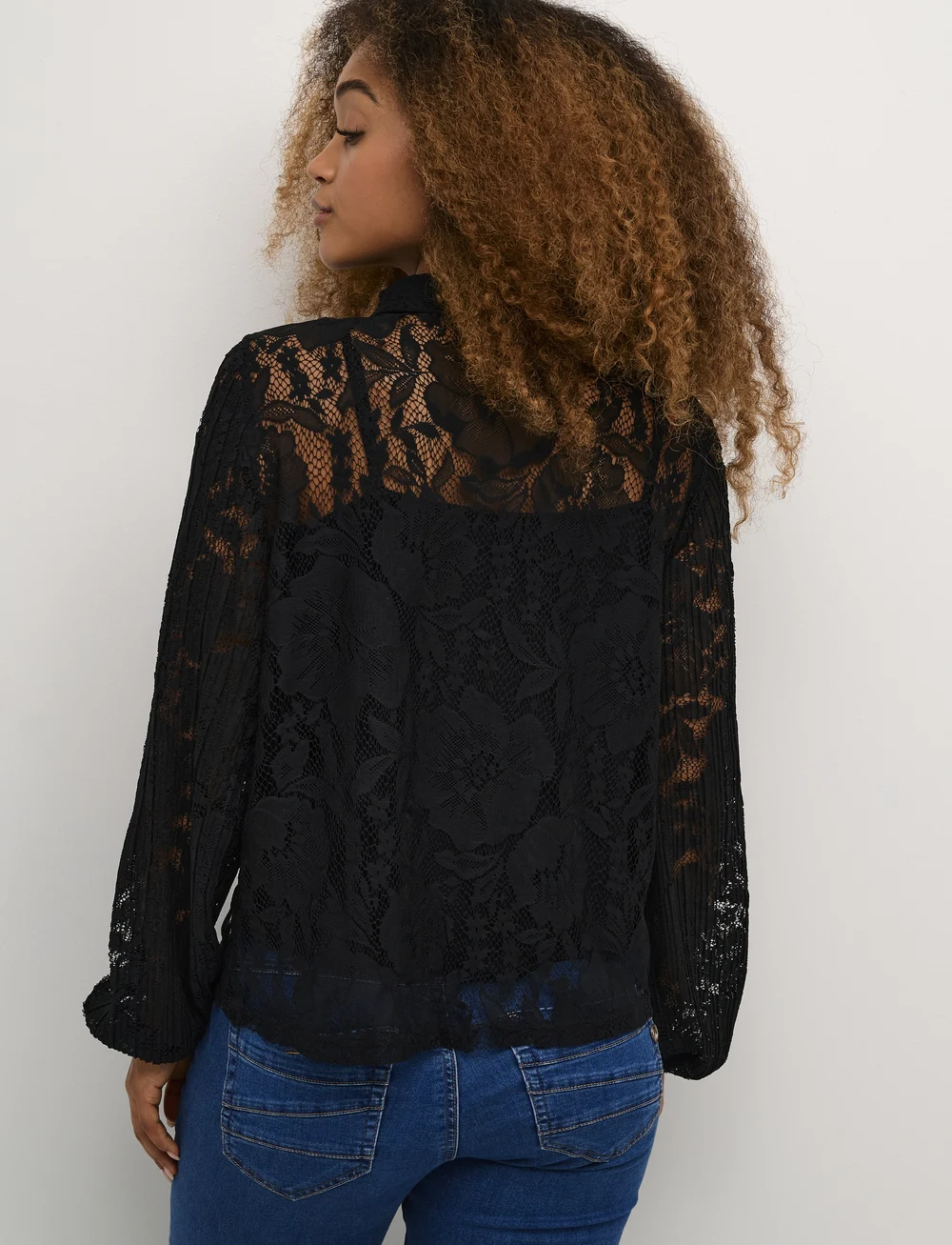 Cream - CRKanni Lace Shirt - langärmlige hemden - pitch black - 4