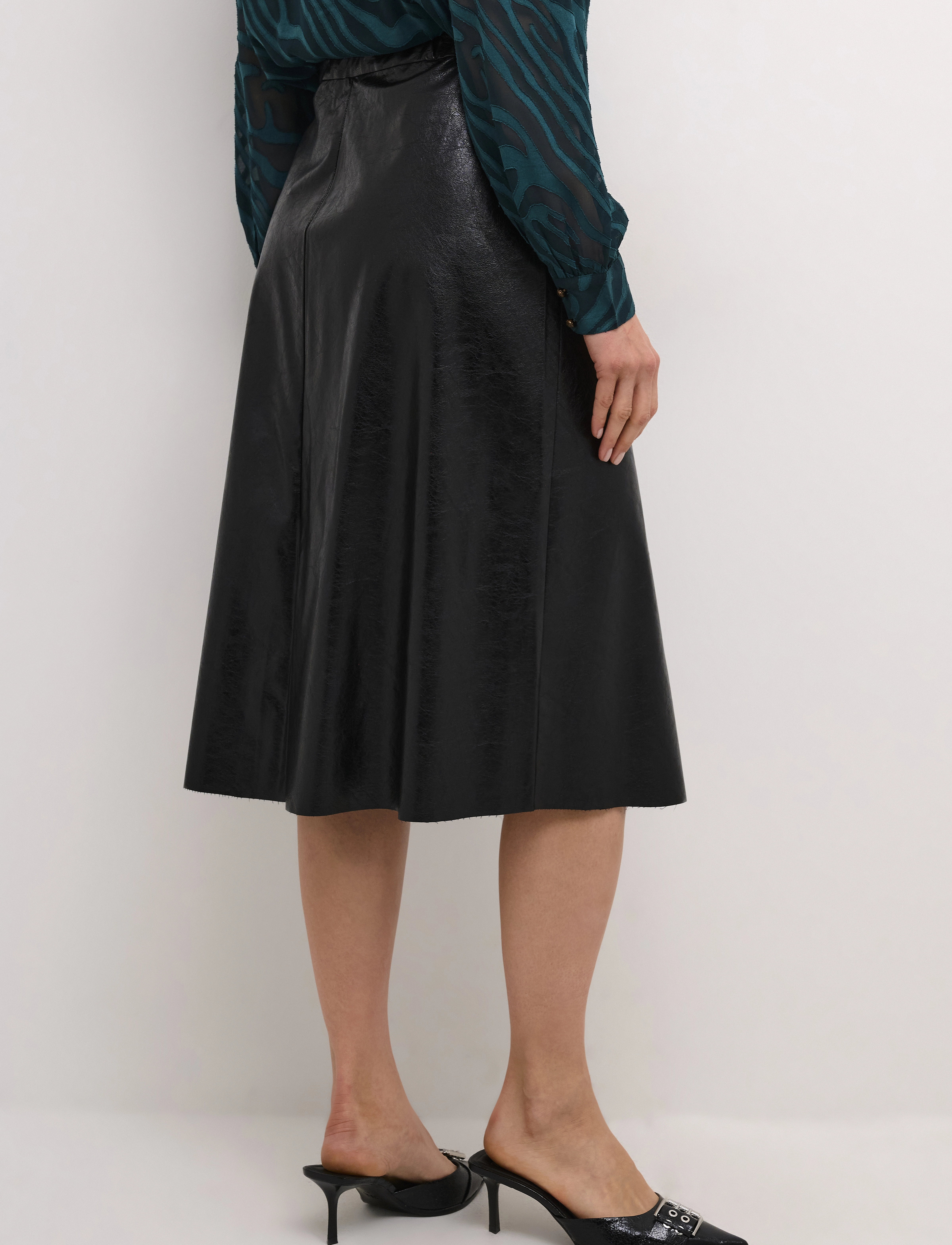 Cream - CRCandi Skirt - midi skirts - pitch black - 4