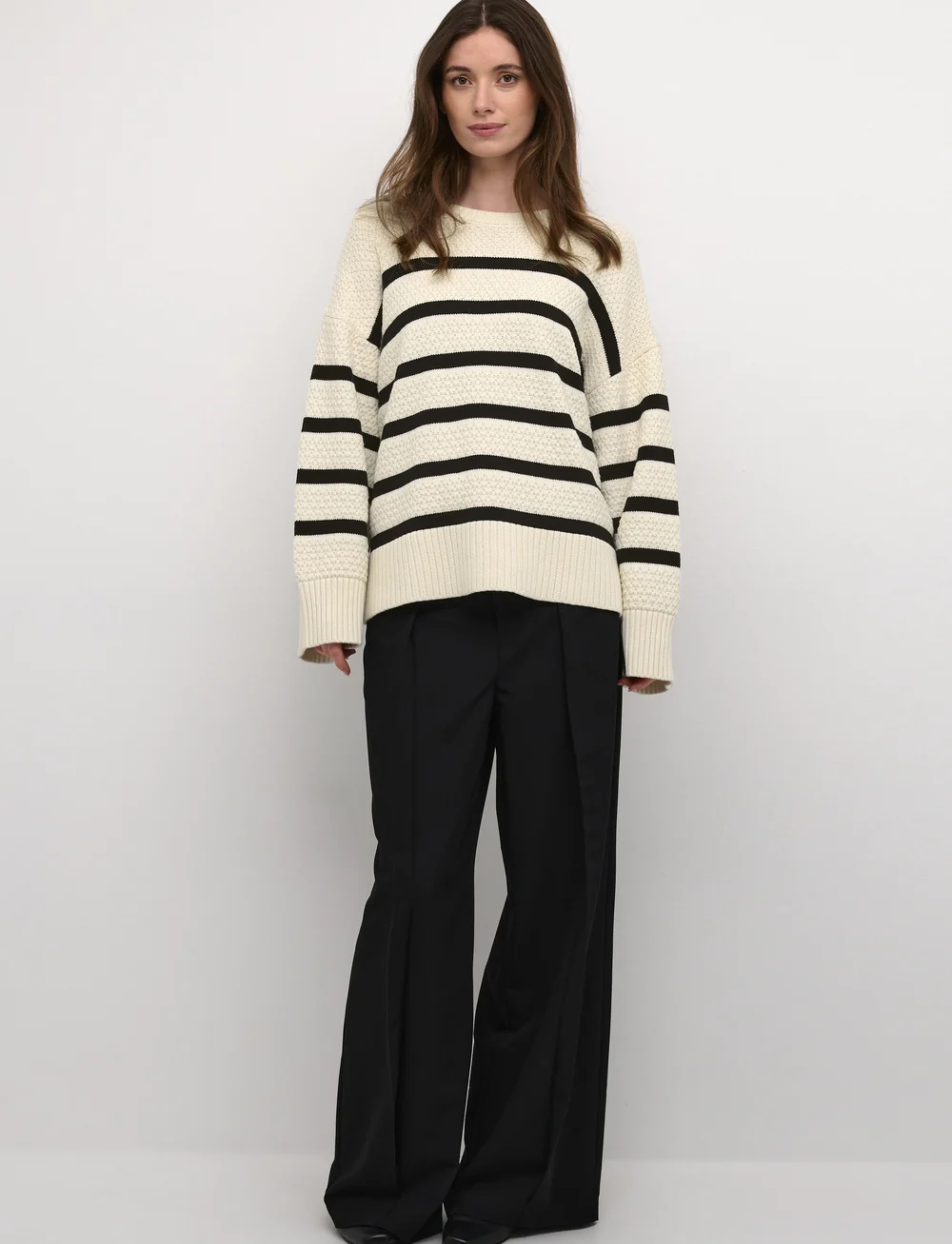 Cream - CRSoffie O-neck Pulliover - striktrøjer - eggnog black stripe - 3