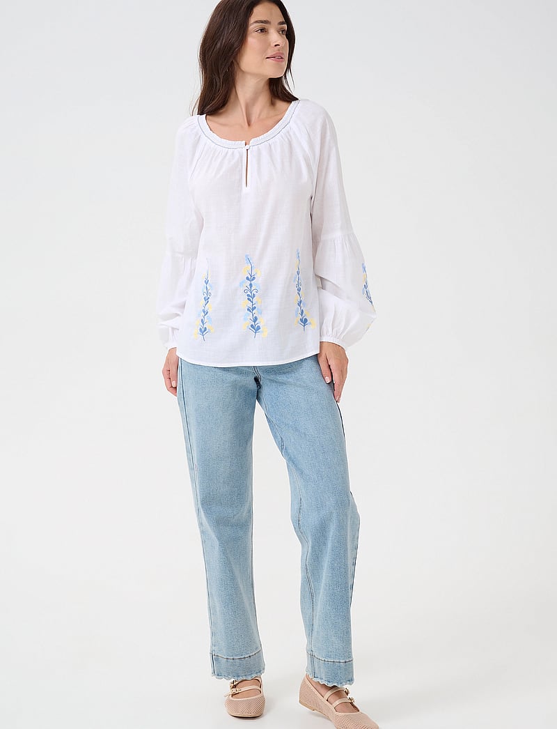 Cream - CRSara Blouse - langärmlige blusen - snow white blue yellow emb - 3