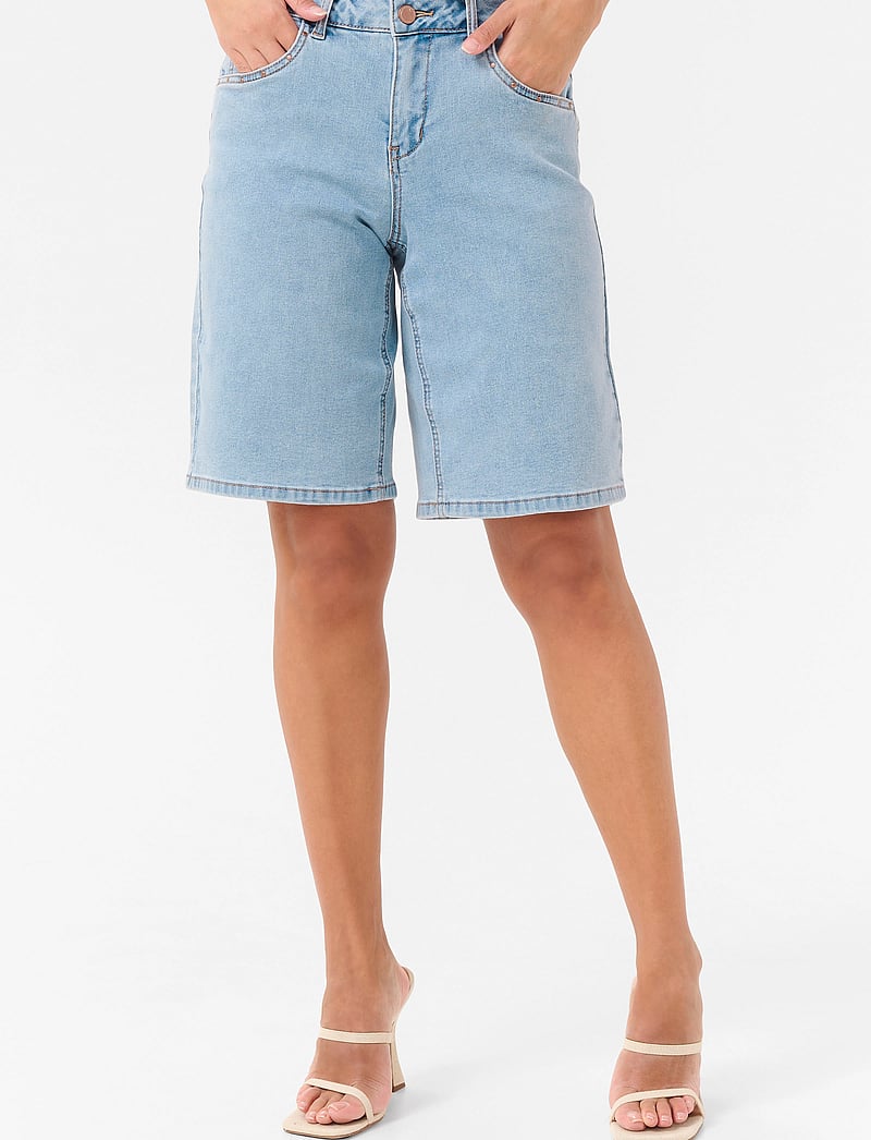 Cream - CRLone Shorts - Coco Fit - jorts - texsas medium blue denim tobac - 0