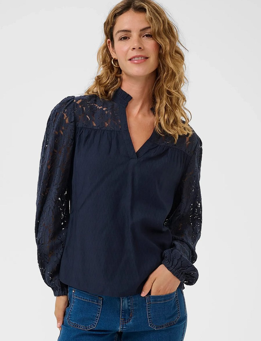 Cream - CRLiselin Lace Blouse - langærmede bluser - navy blazer - 0