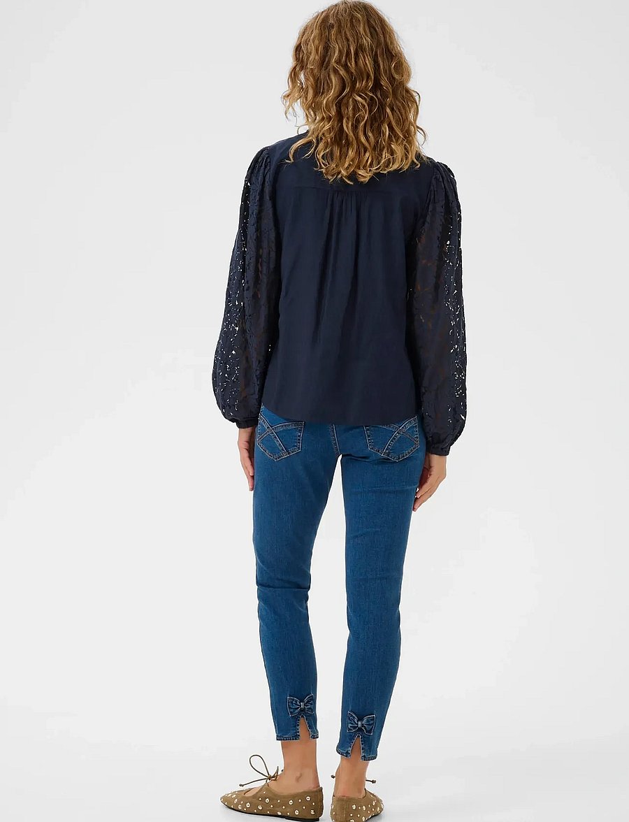 Cream - CRLiselin Lace Blouse - langærmede bluser - navy blazer - 5
