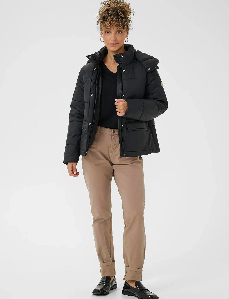 Cream - CRGaiagro Short Jacket - winterjacken - pitch black - 3