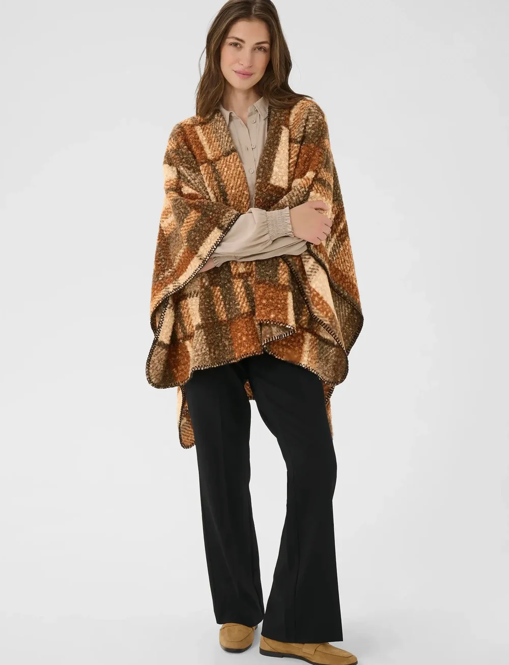Cream - CRBlye Teddy Cape - ponchoer & kapper - sorrel horse check - 3
