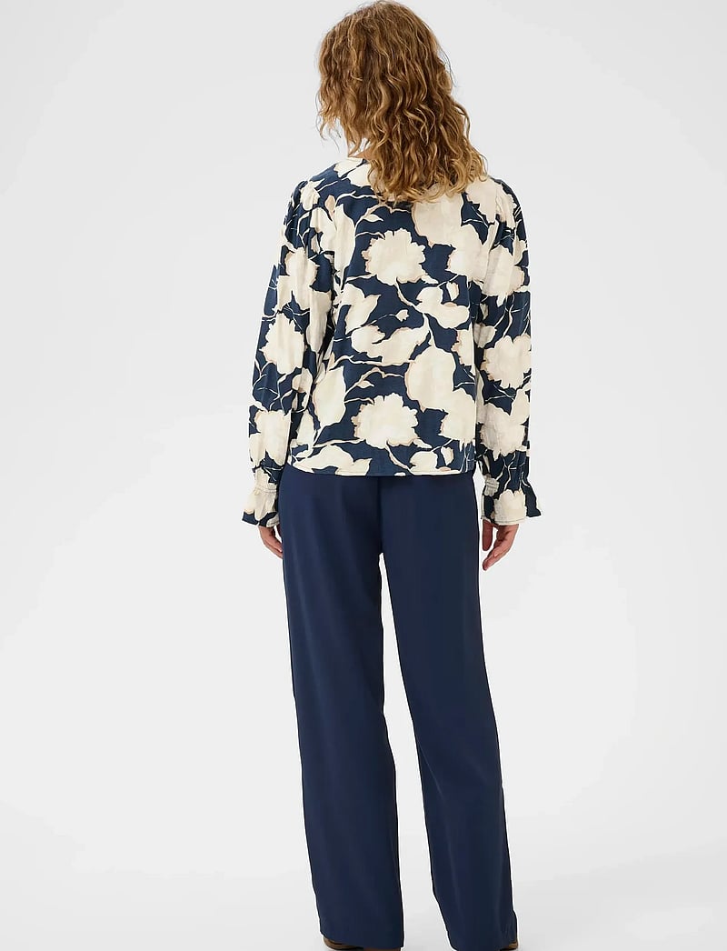 Cream - CRClaire Blouse - navy flower print - 5
