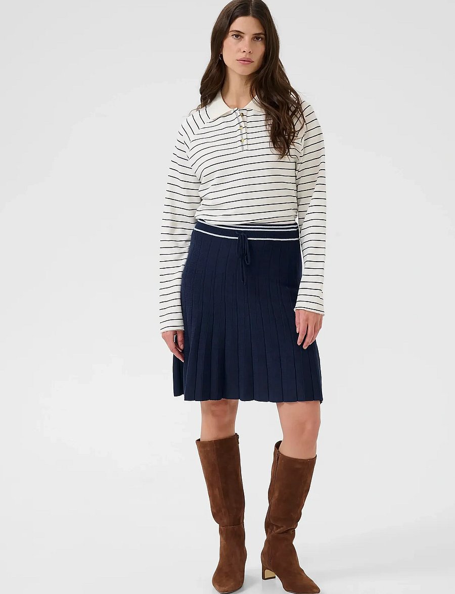 Cream - CRVillea Skirt - kootud seelikud - navy blazer - 3