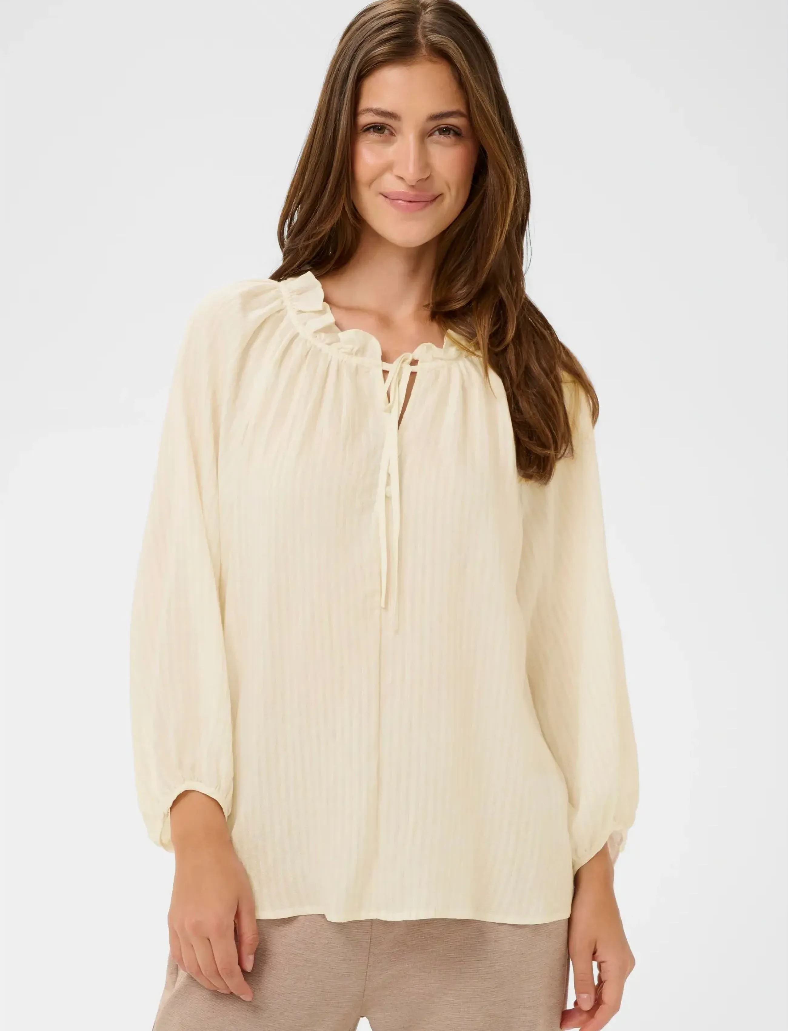 Cream CROma Blouse - Pluusid - WHISPER WHITE / cream