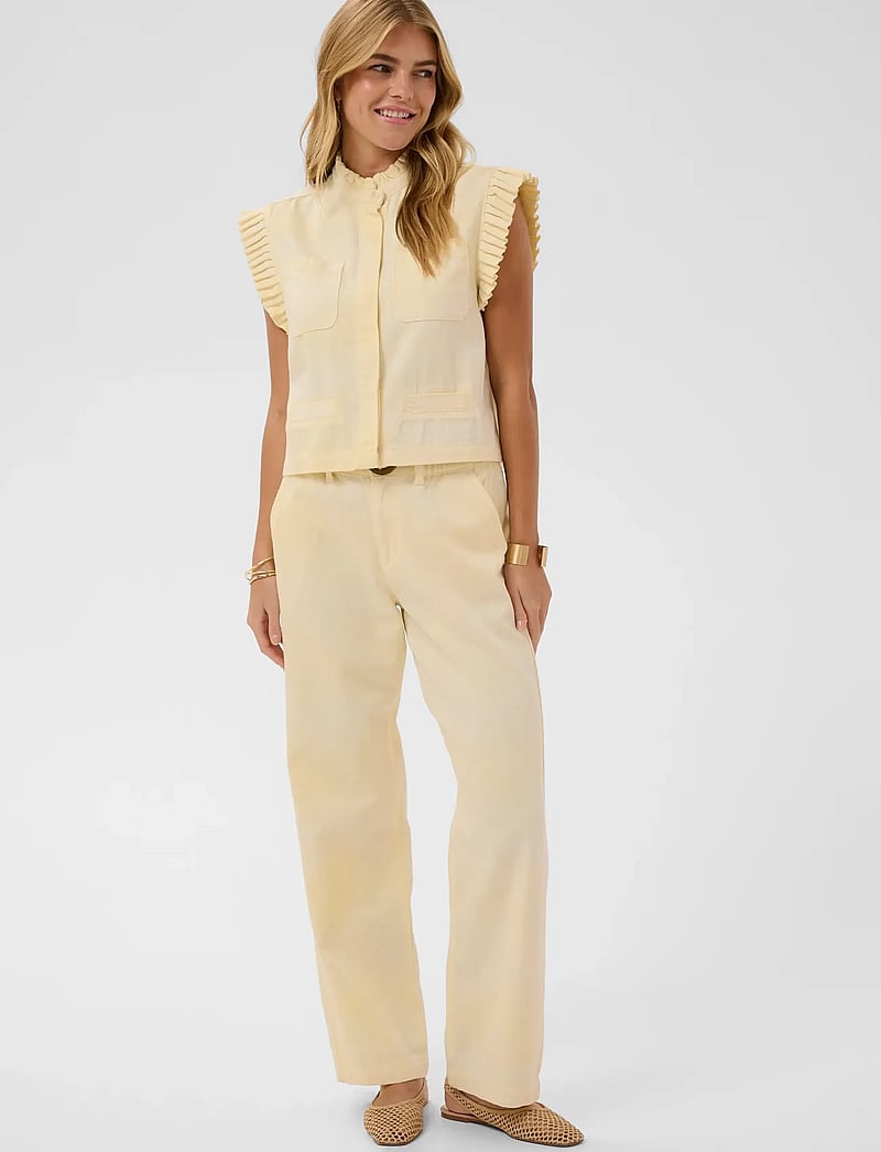 Cream - CRLorra Waistcoat - kortærmede skjorter - lemon meringue melange - 3
