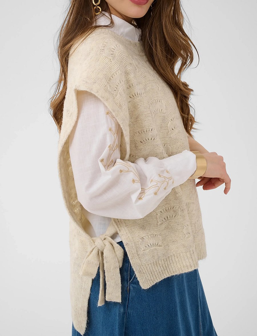 Cream - CRHaggie Knit Slipover - kootud vestid - bleached sand melange - 5