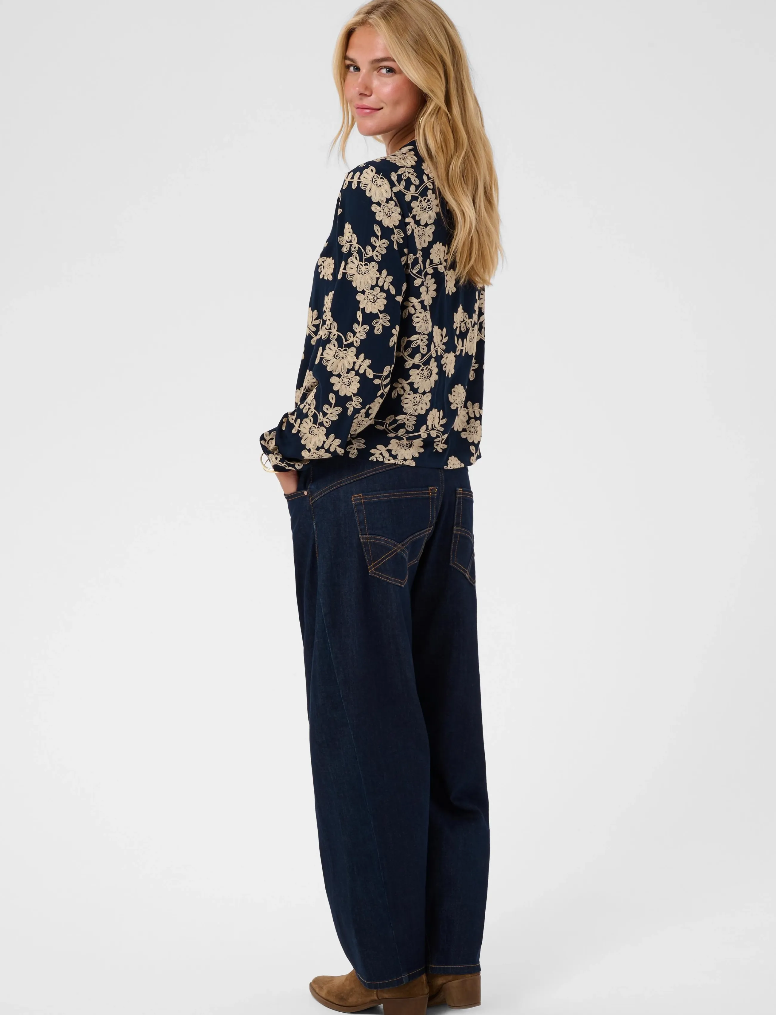 Cream - CRRuby Blouse - langärmelige blusen - navy w oatmeal flower - 4