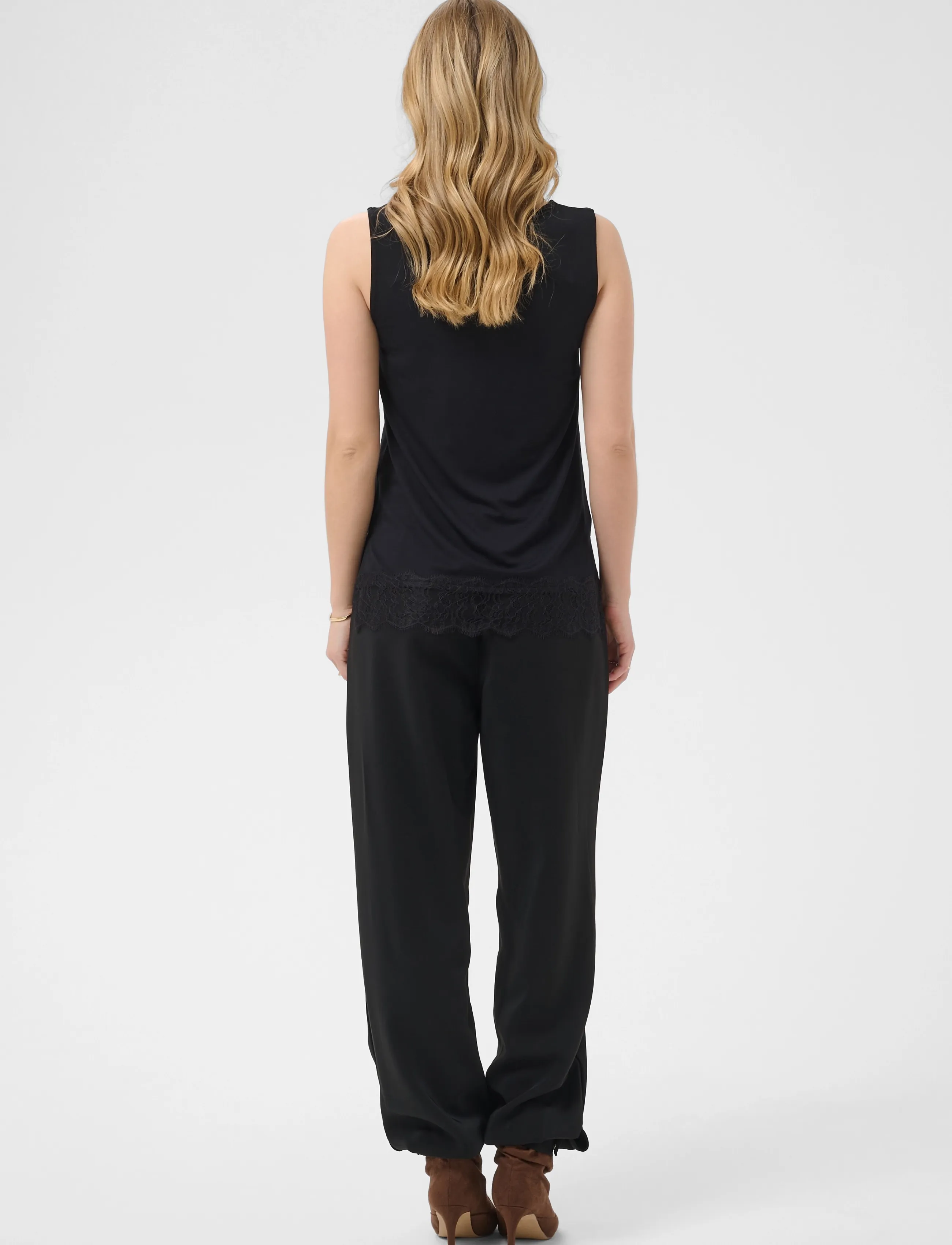 Cream - CRAlvaia Jersey Lace Top - Ärmellose tops - pitch black - 4