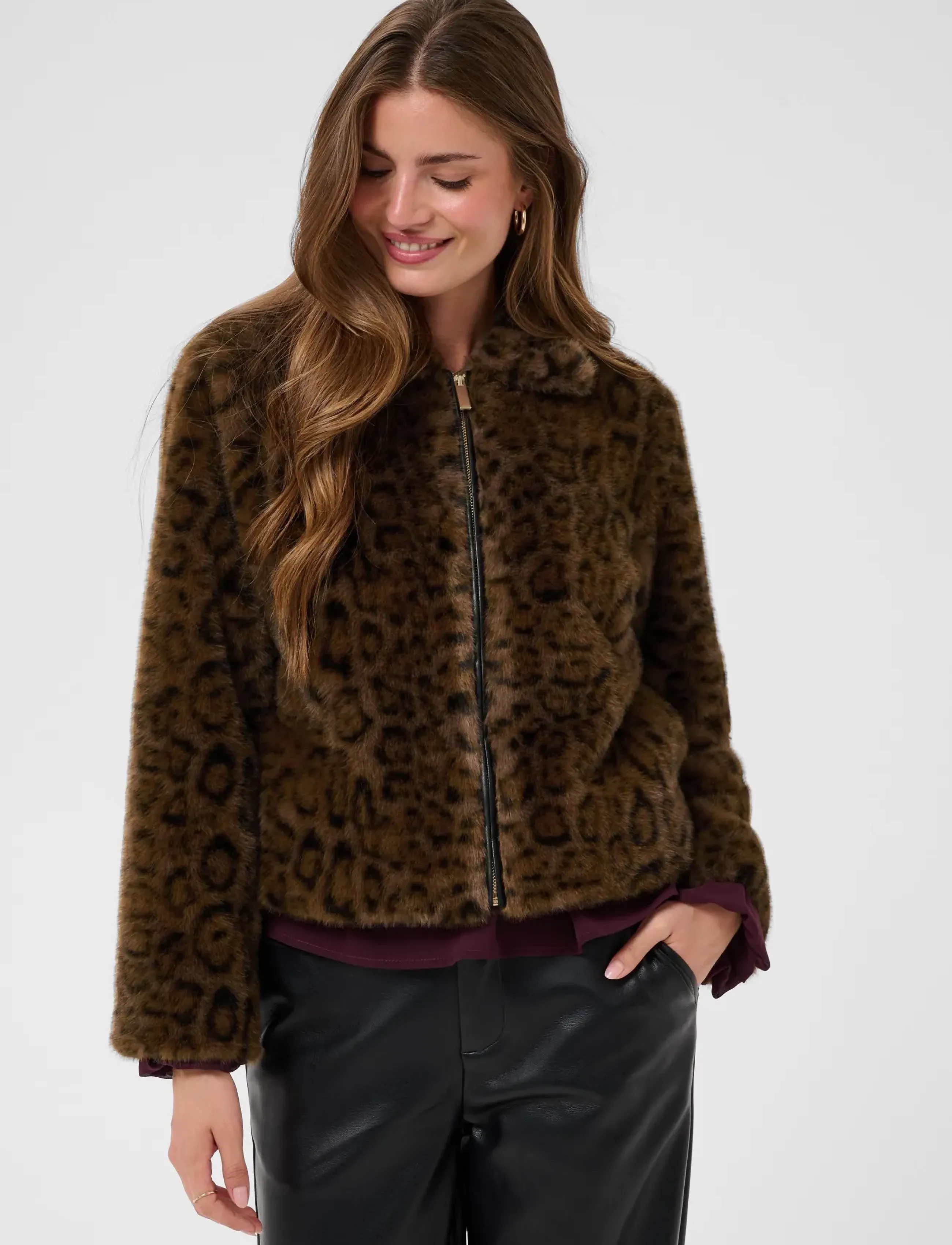 Cream - CRCalluna Jacket - dark animal fur - 2
