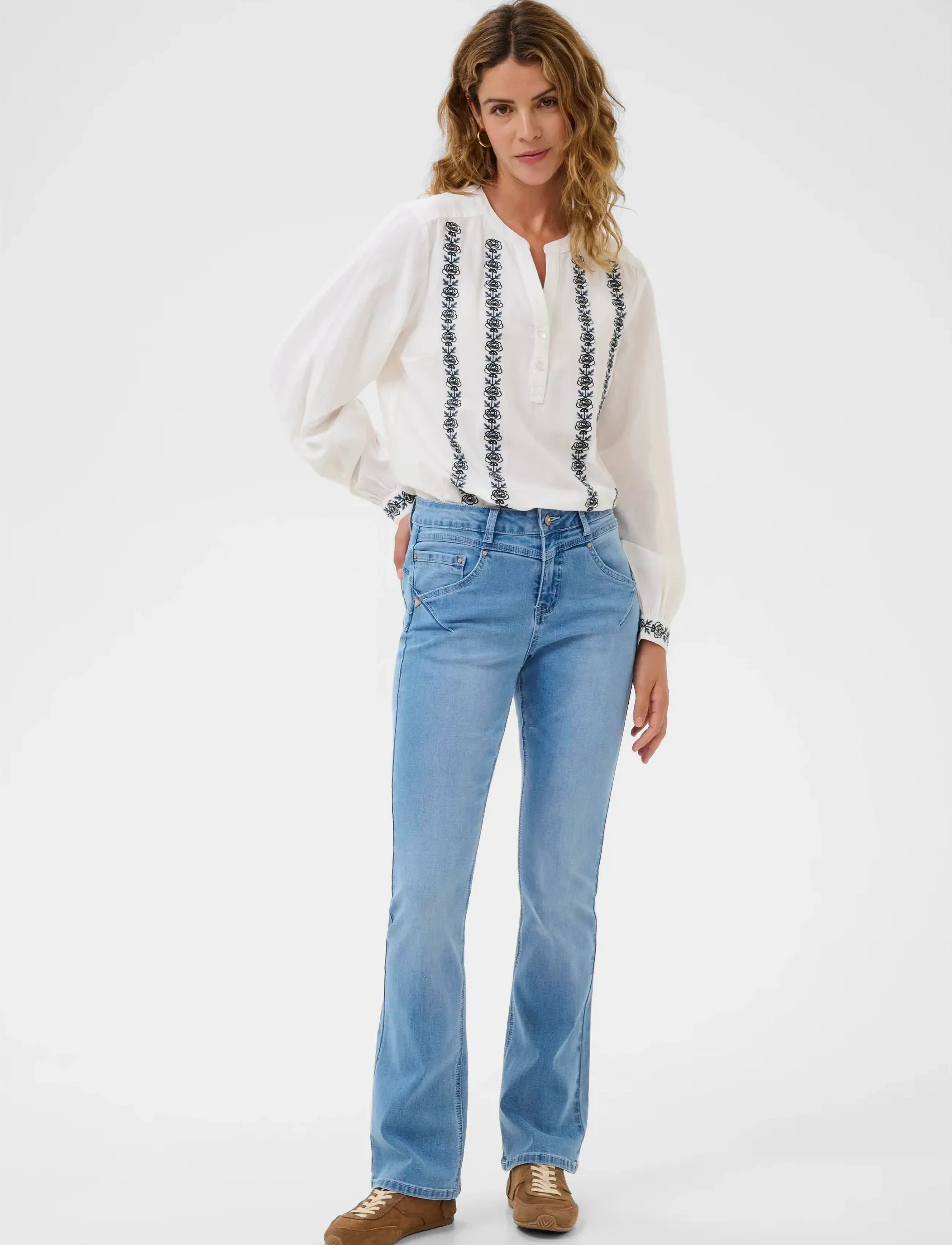 Cream - CRAmalie Bootcut Jeans - Shape Fit - bootcut-jeans - cleveland light blue denim - 3