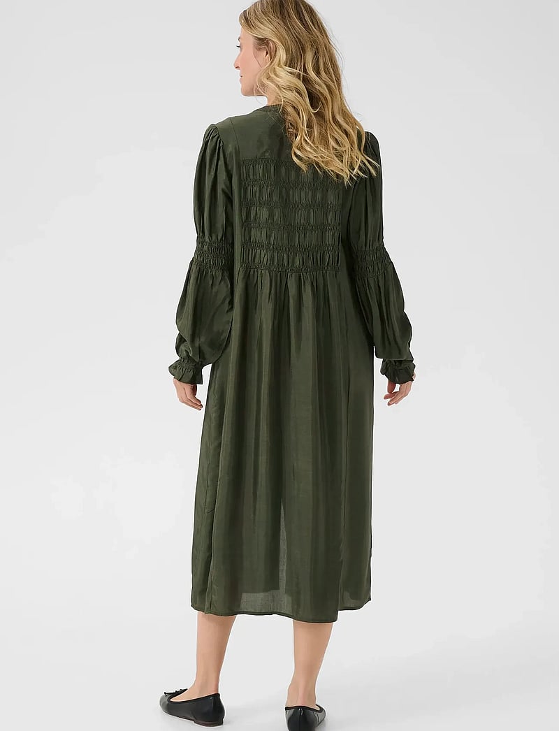 Cream - CRHenva Shirt Dress - paitamekot - rifle green - 3