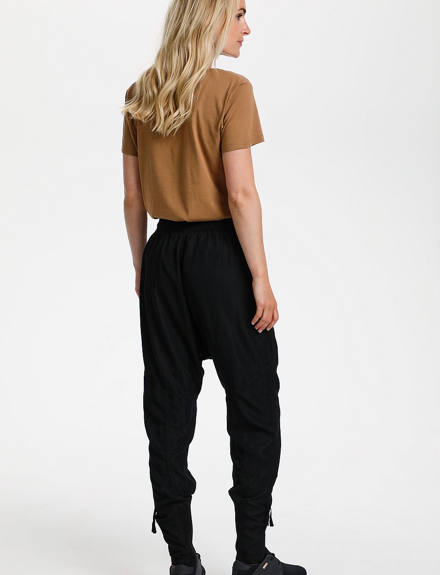 Cream - Nanna pants - kitsad püksid - solid black - 4
