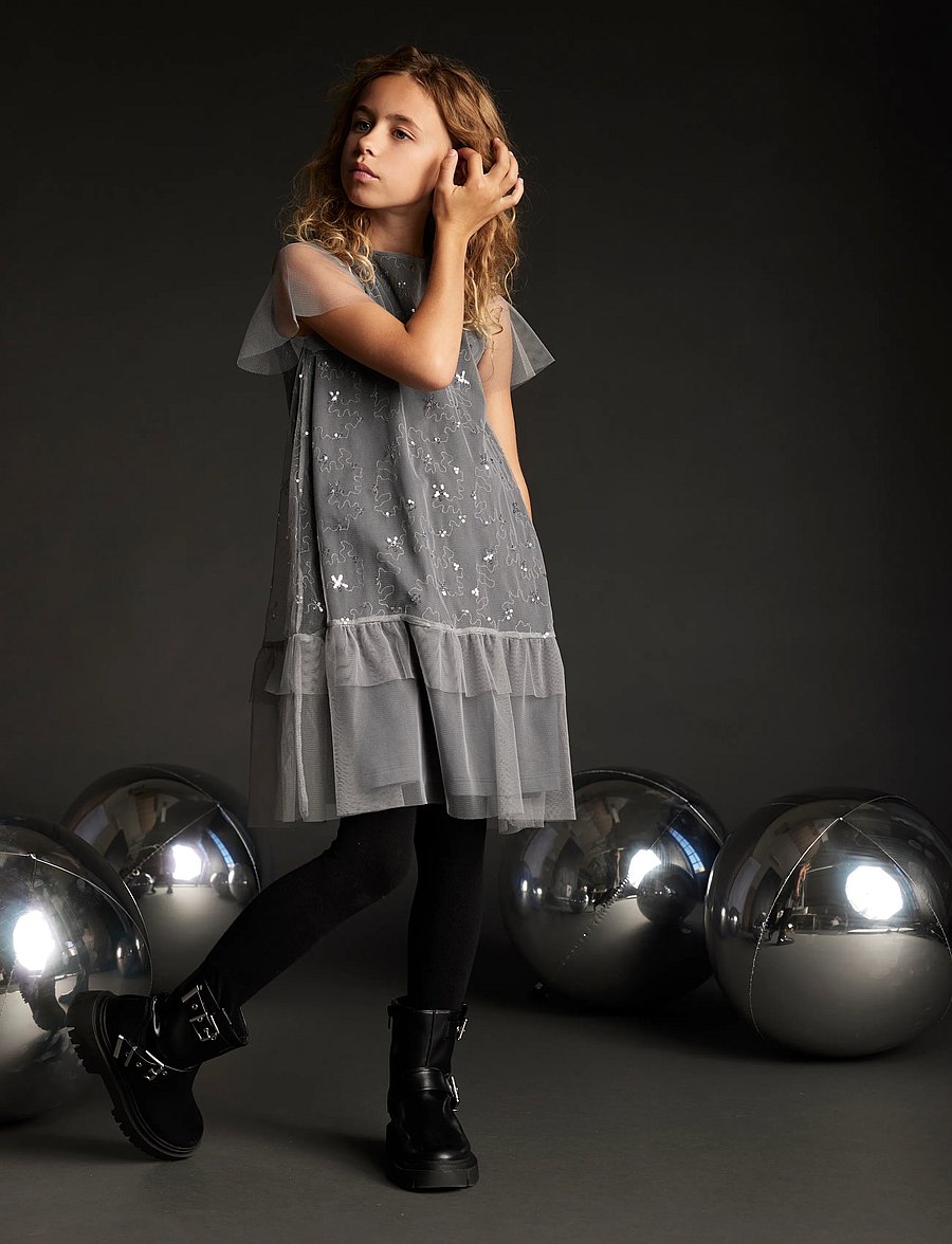 Creamie - Dress Sequins Mesh - lühikeste varrukatega vabaaja kleidid - wet weahter - 0