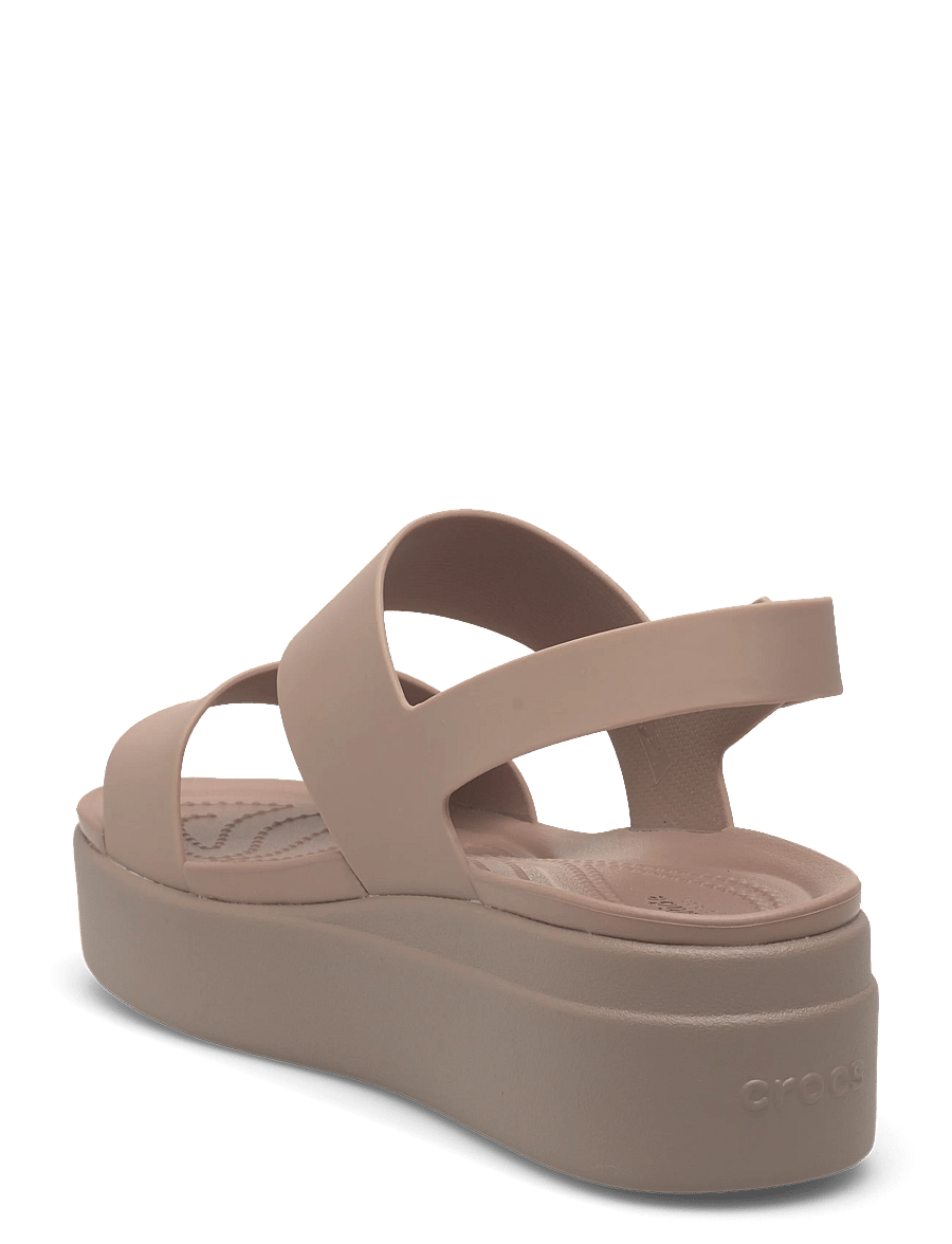 Crocs - Brooklyn Low Wedge - platåsandaler - latte/mushroom - 2