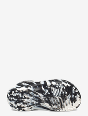 Crocs - Classic Marbled Clog K - gode sommertilbud - black/white - 4