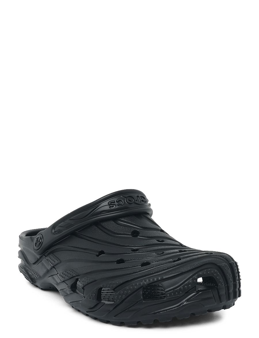 Crocs - Classic Erosion Clog - muula-kingad ja kotad - black - 0