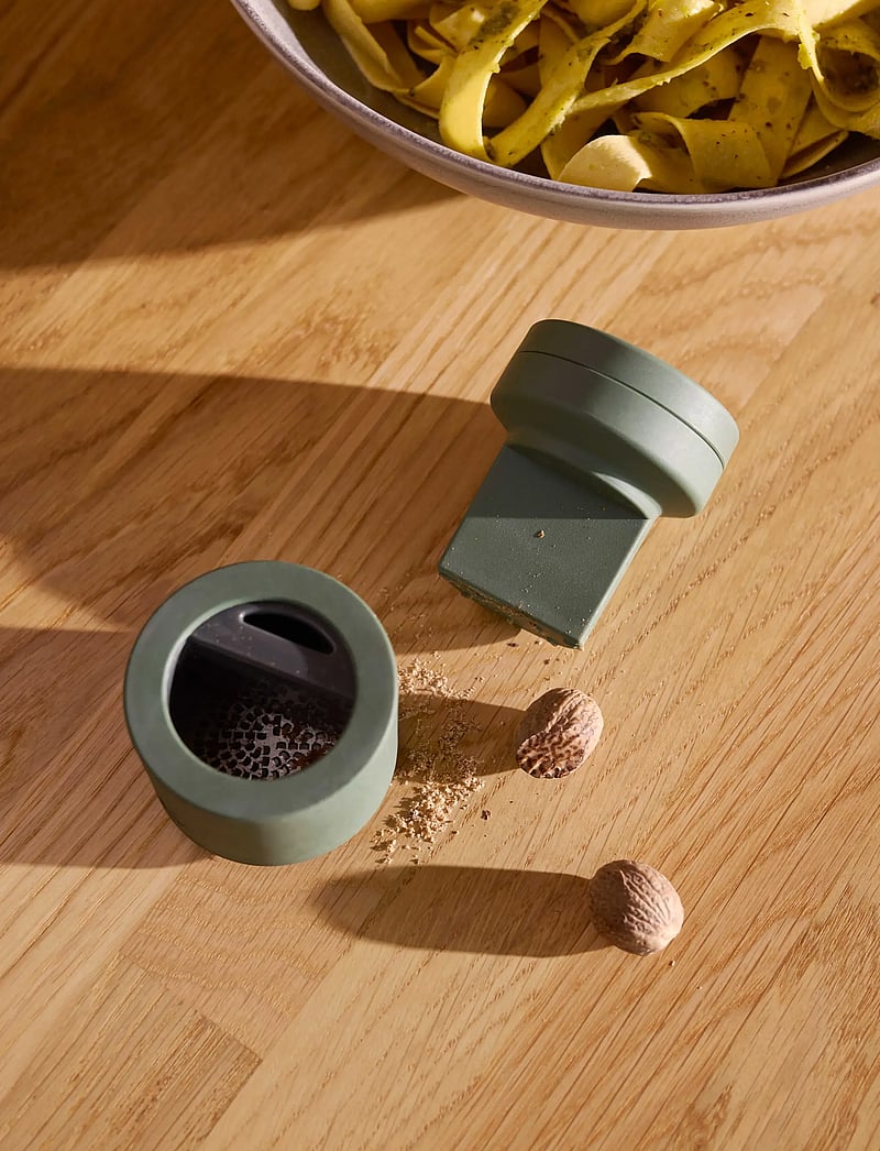 CrushGrind - BILLUND Nutmeg - salz- & pfefferstreuer - green - 4