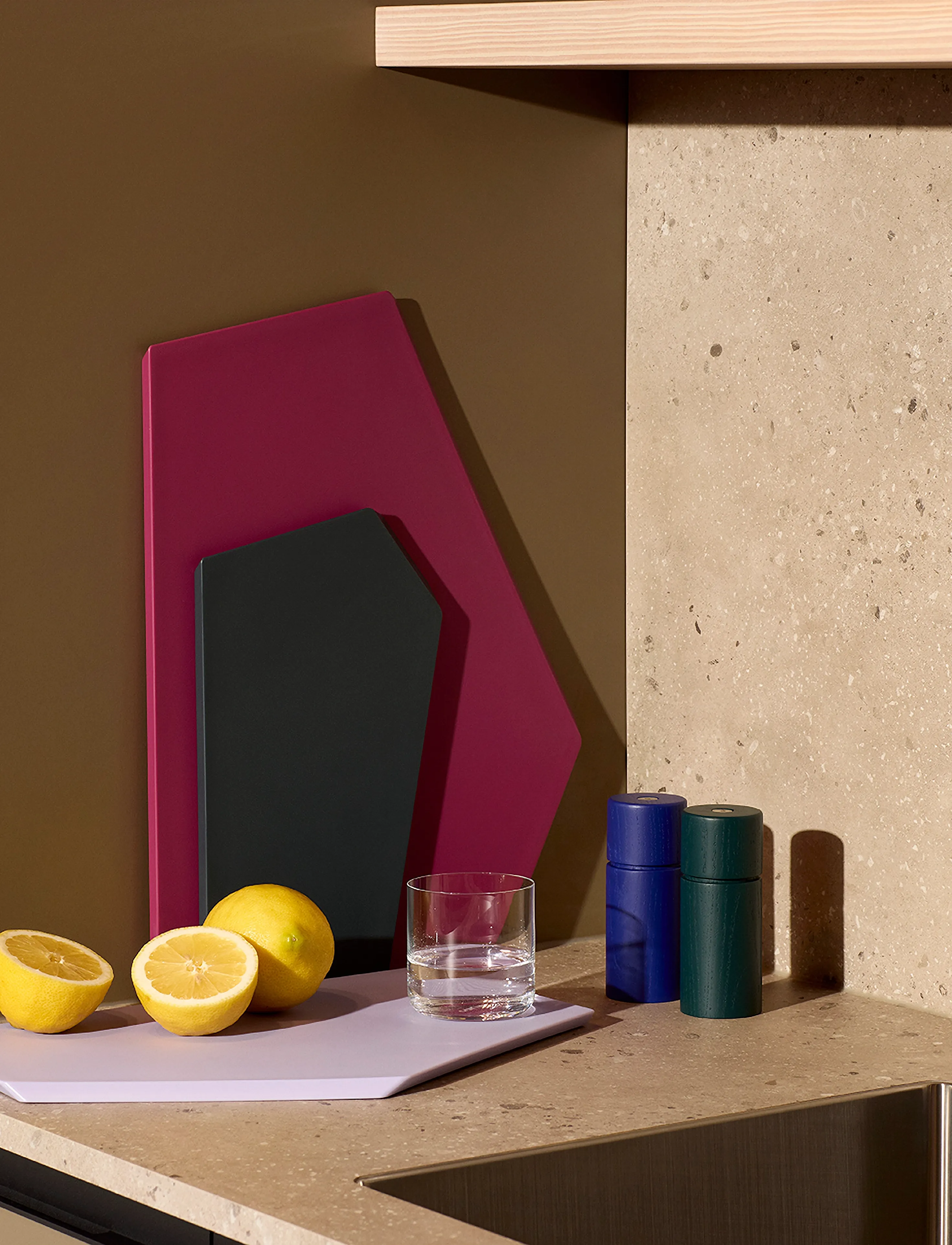 CrushGrind Zurich Skærebræt, Stor, 43 cm, Cutting Boards, Rosa - Plastic Homeware