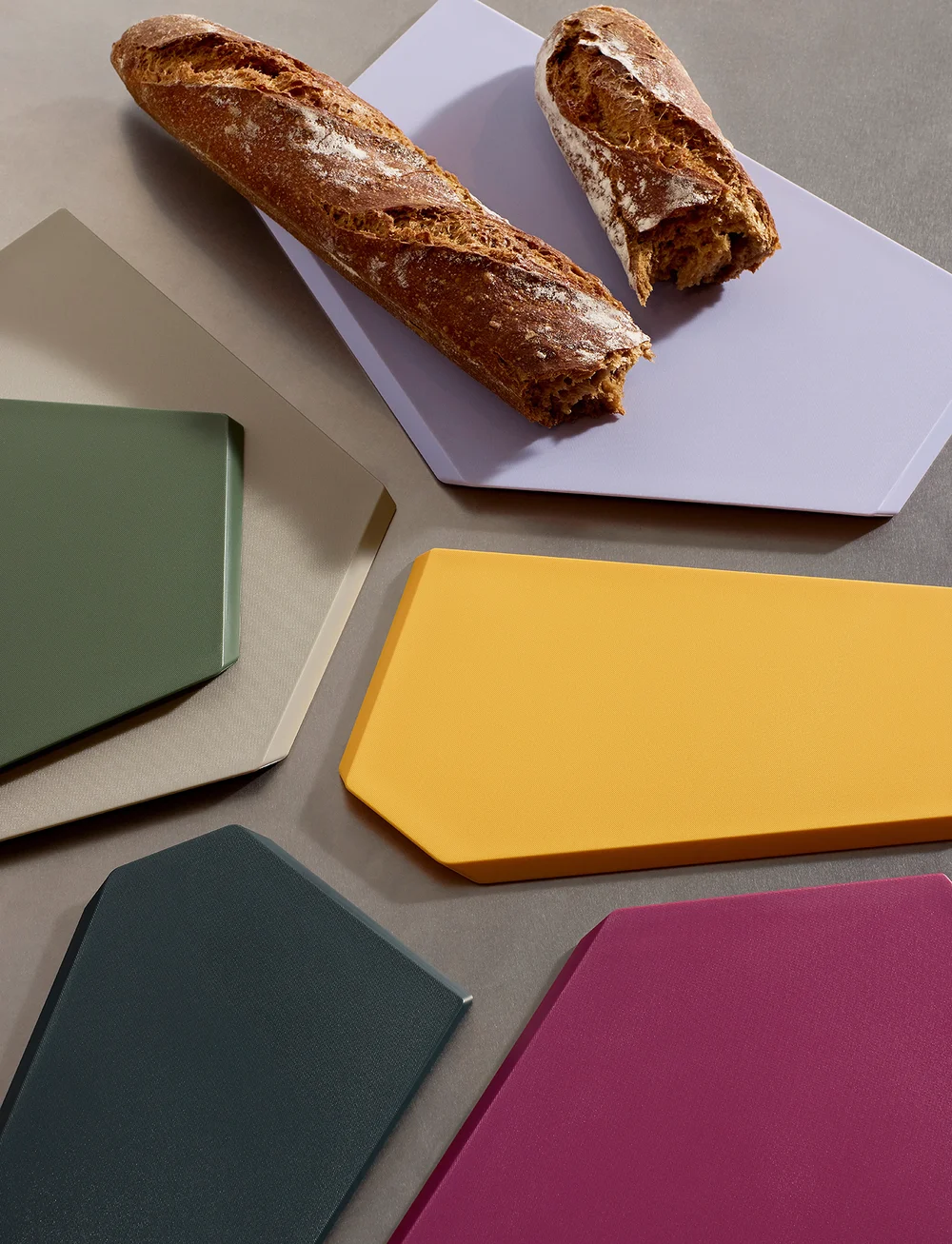 CrushGrind - ZURICH Cutting Board, L - kupuj według ceny - beetroot - 5