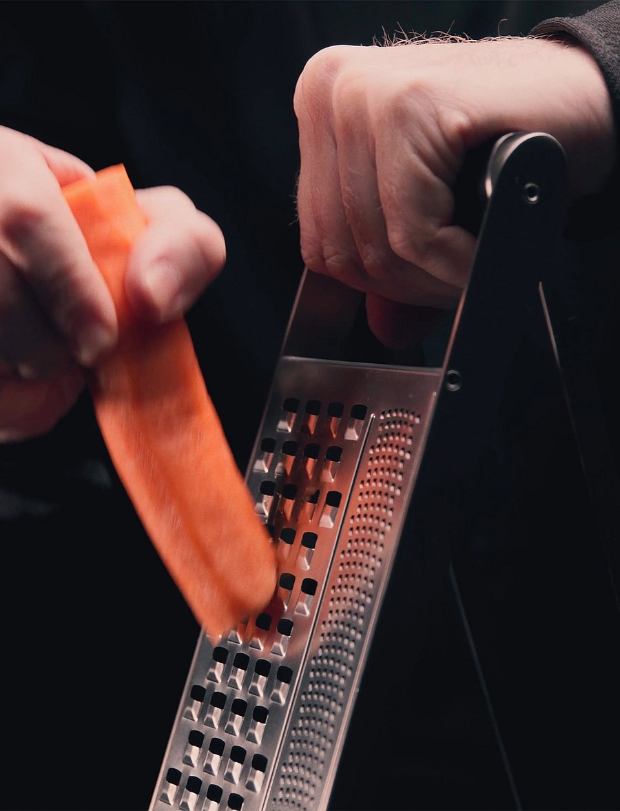 CrushGrind - RIV grater - riivid - steel - 2
