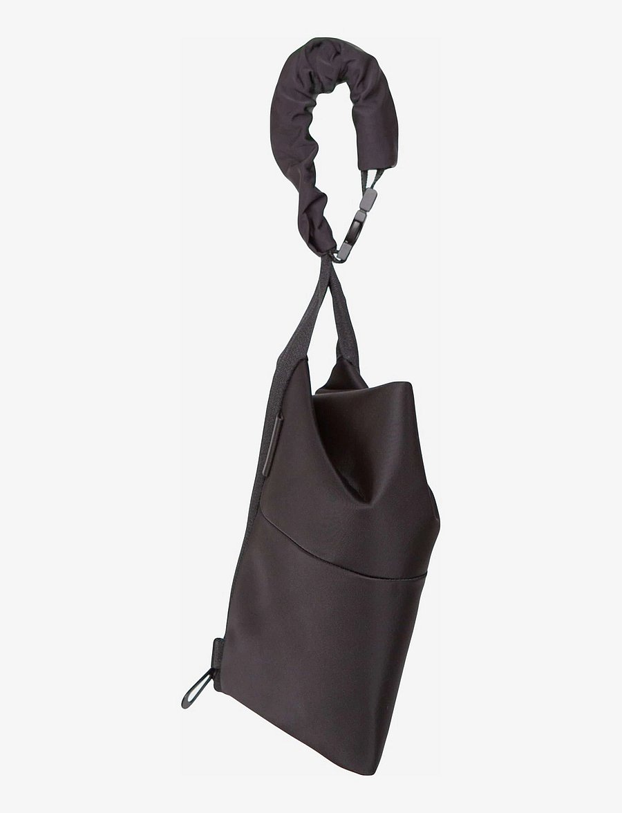 Côte & Ciel - Kivu Small Sleek Nylon Black - matkatarvikkeet - black - 3