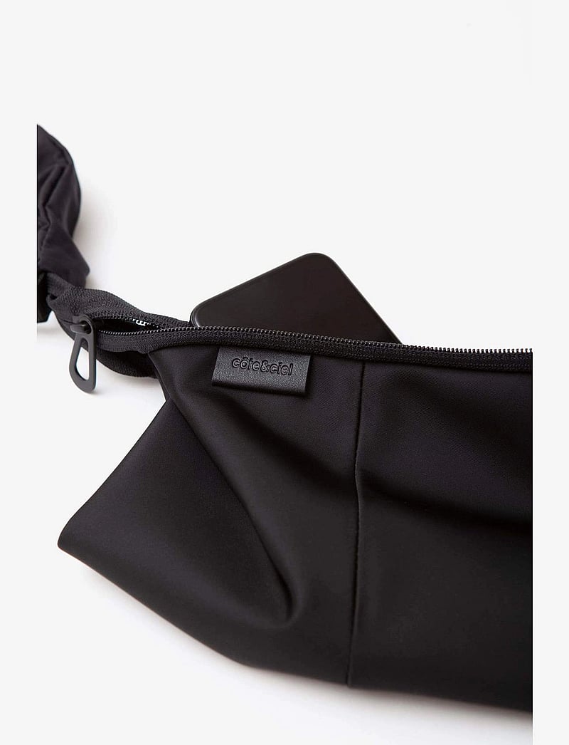 Côte & Ciel - Kivu Small Sleek Nylon Black - shoppa efter tillfälle - black - 4