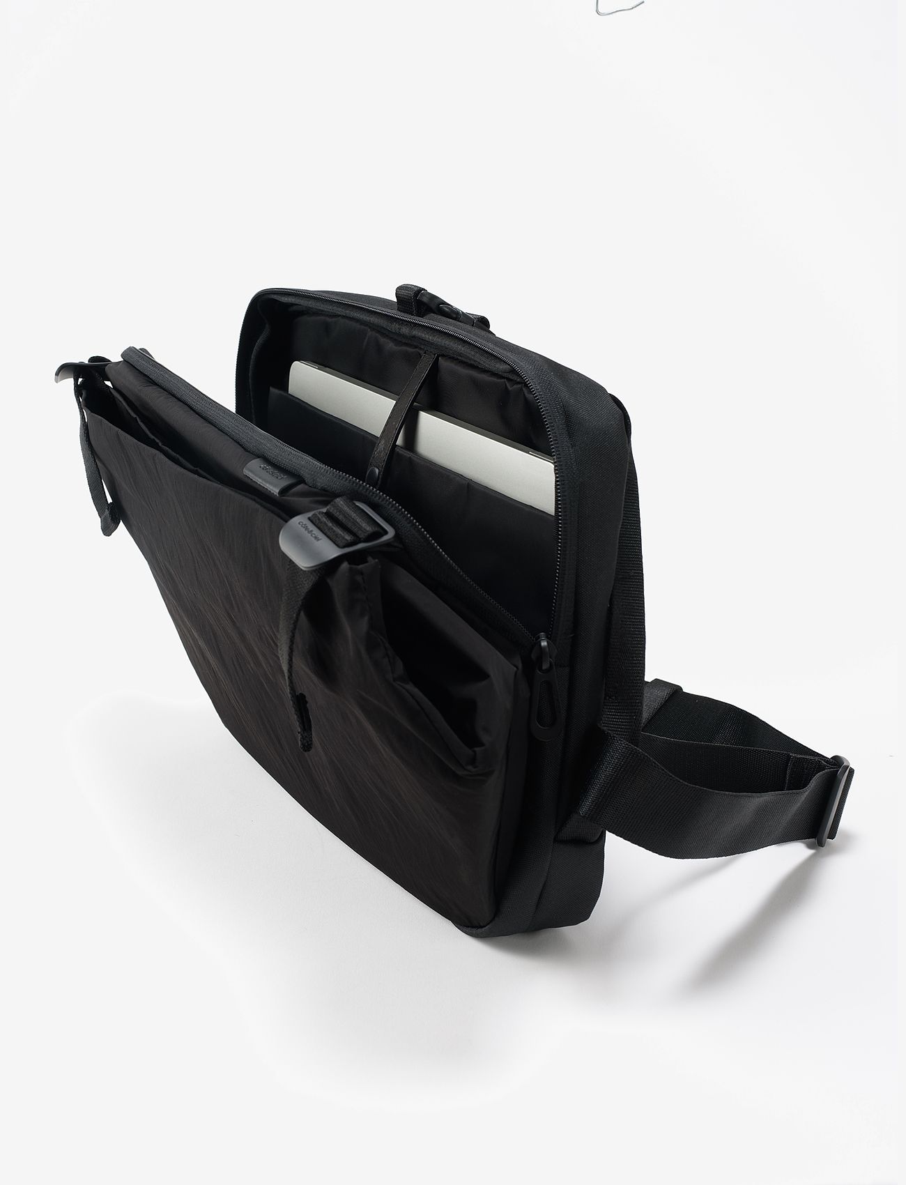 Côte & Ciel - Riss - alltags-style - black - 4