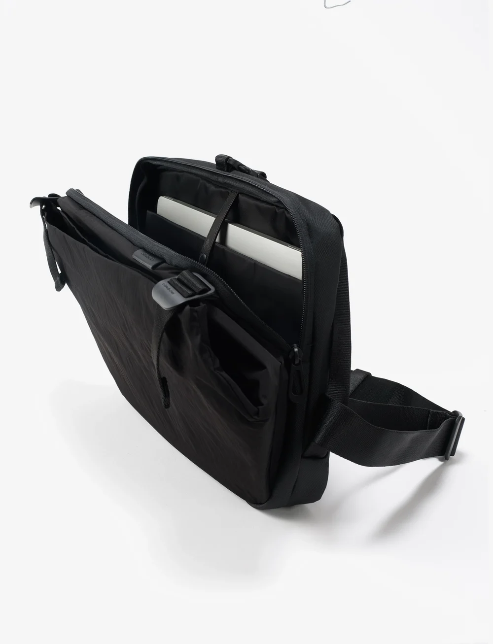 Côte & Ciel - Riss - alltags-style - black - 4